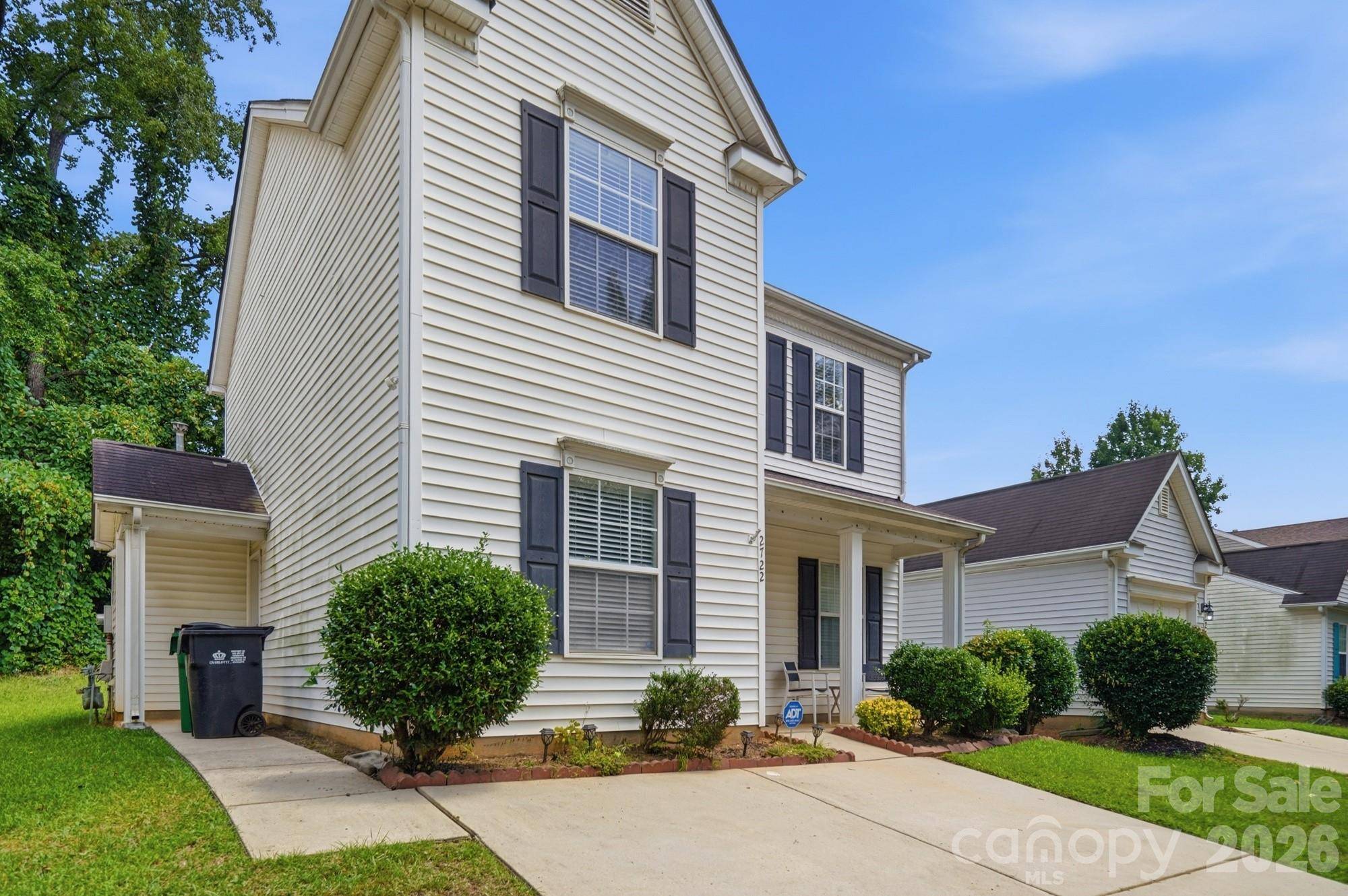2722 Meadow Knoll DR, Charlotte, NC 28269