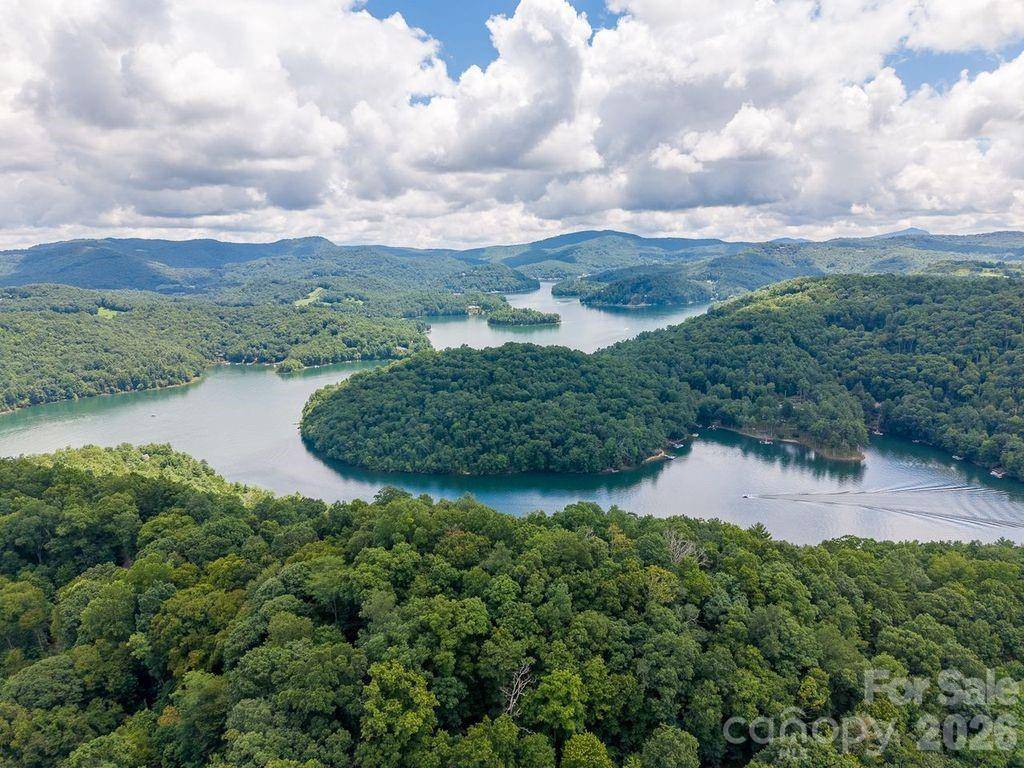 752 Shepherds Gap RD #28, Cullowhee, NC 28723
