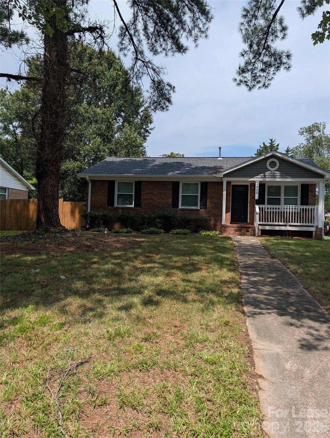 2800 Dalecrest DR, Charlotte, NC 28269