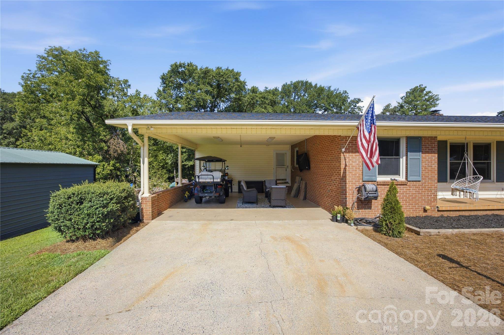 1002 Brookhaven DR, Shelby, NC 28152