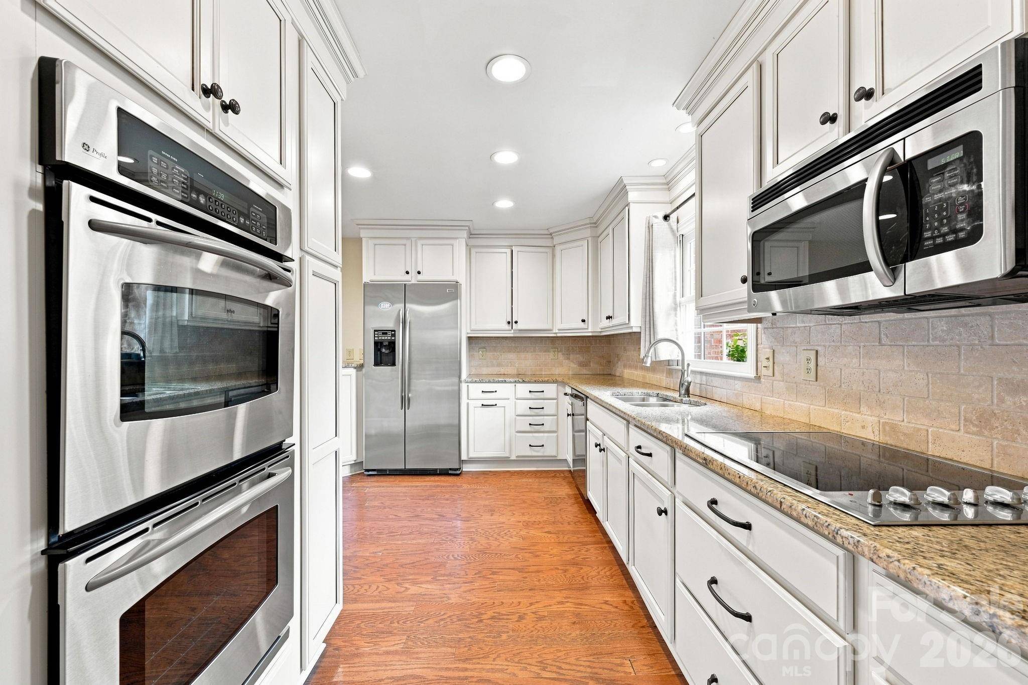 3528 Broadfield RD, Charlotte, NC 28226