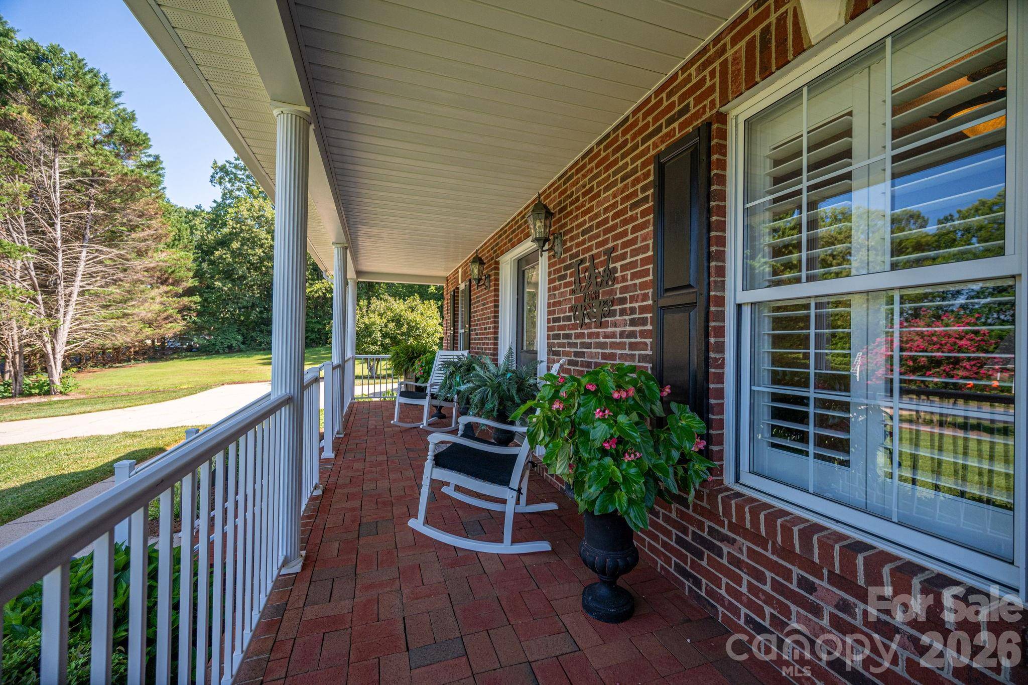 2928 Palmer DR NE, Conover, NC 28613