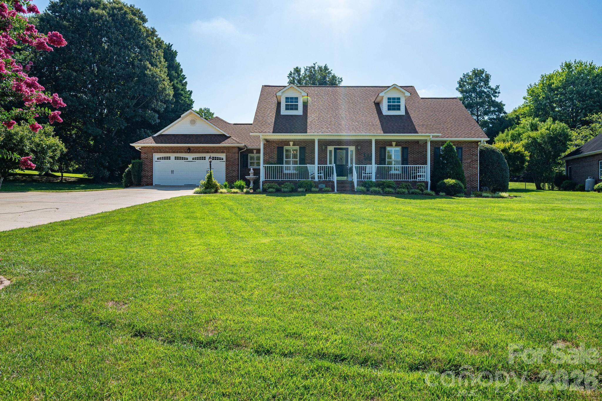 2928 Palmer DR NE, Conover, NC 28613