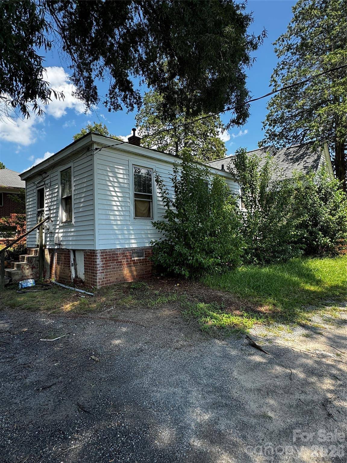 2811 N Main ST, Kannapolis, NC 28081