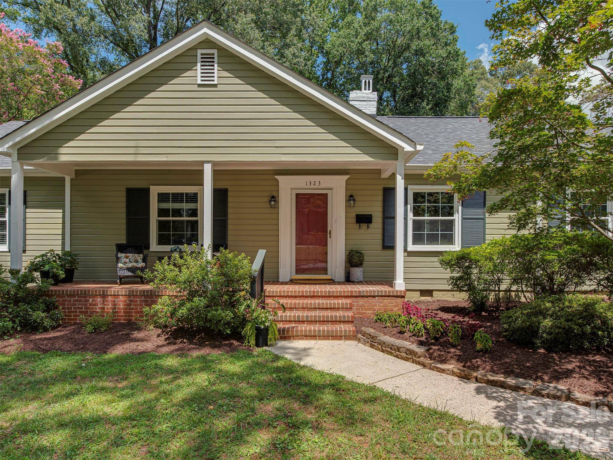 1323 Goodwin AVE, Charlotte, NC 28205