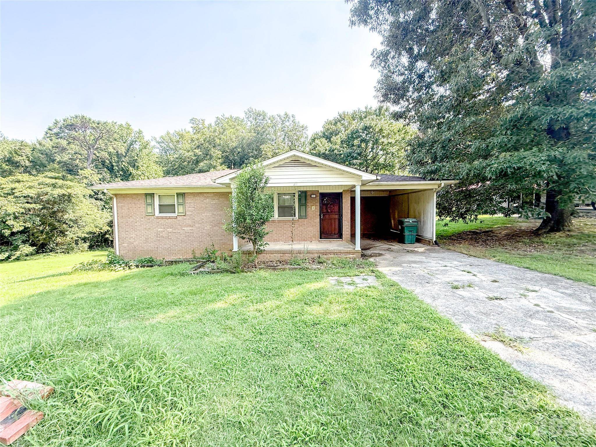 2406 Dale ST, Kannapolis, NC 28083