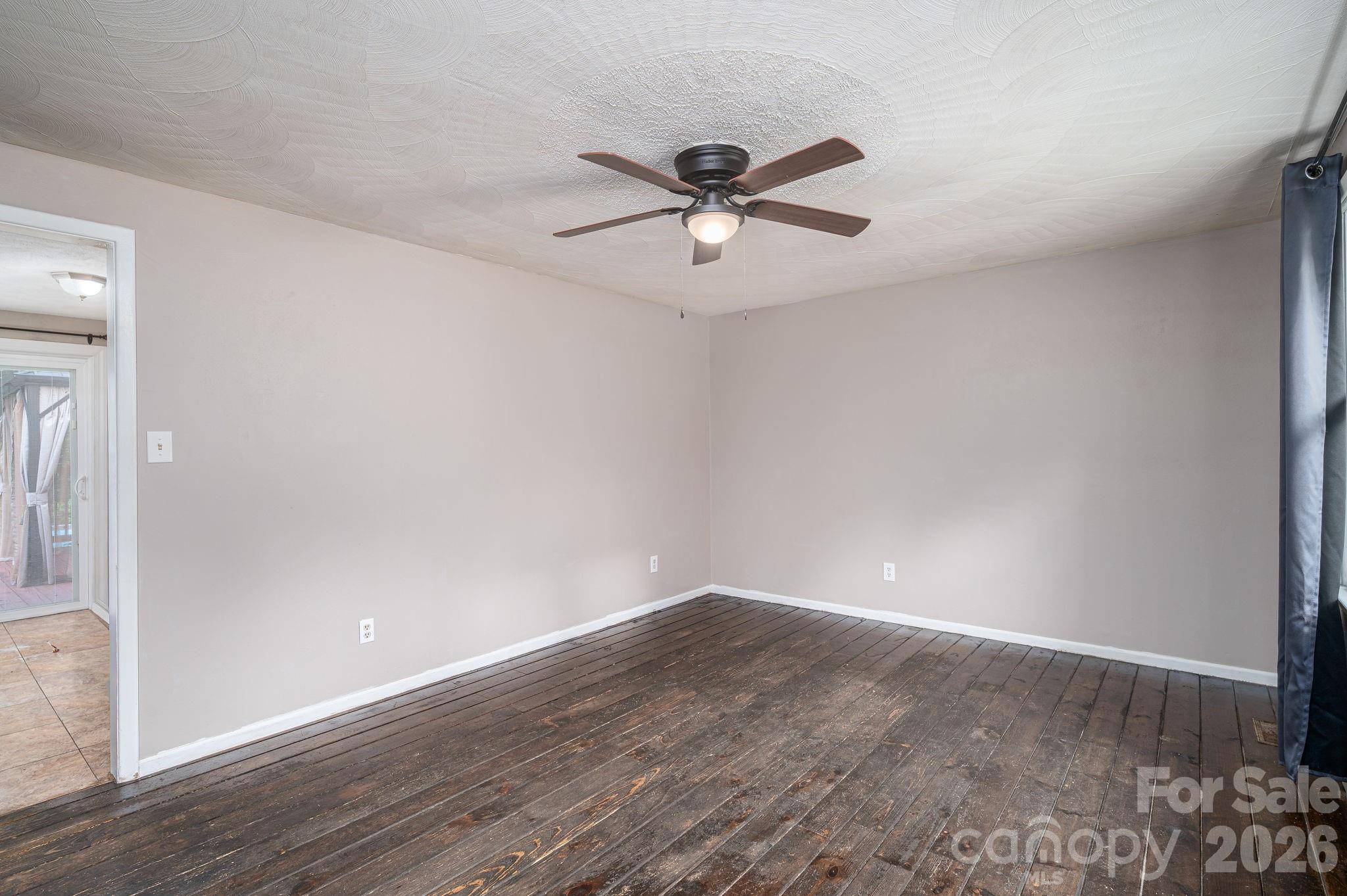 1369 Chancellor DR, Claremont, NC 28610