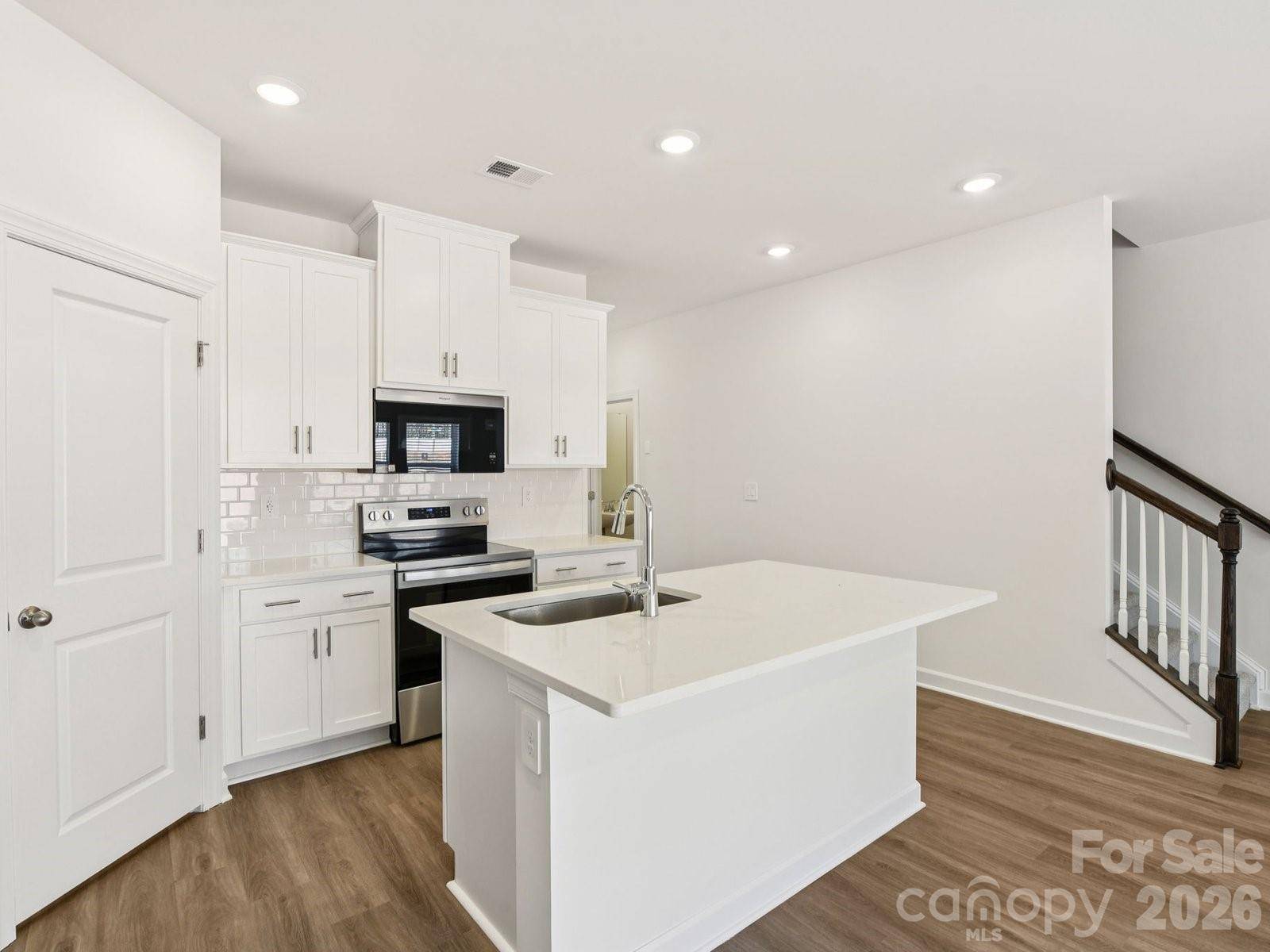 4230 Murk LN, Charlotte, NC 28213