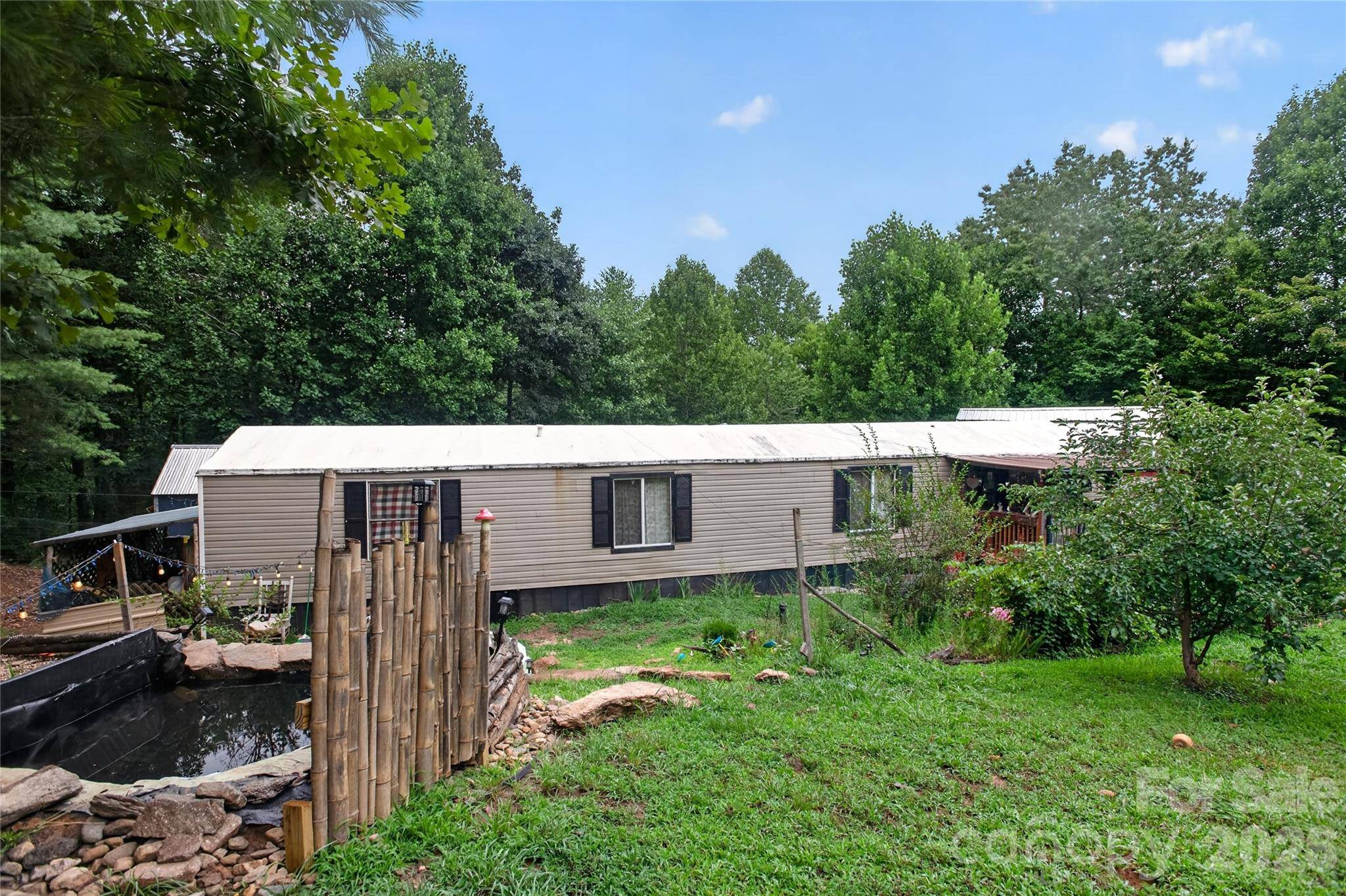 997 Bethel Ridge LN, Morganton, NC 28655