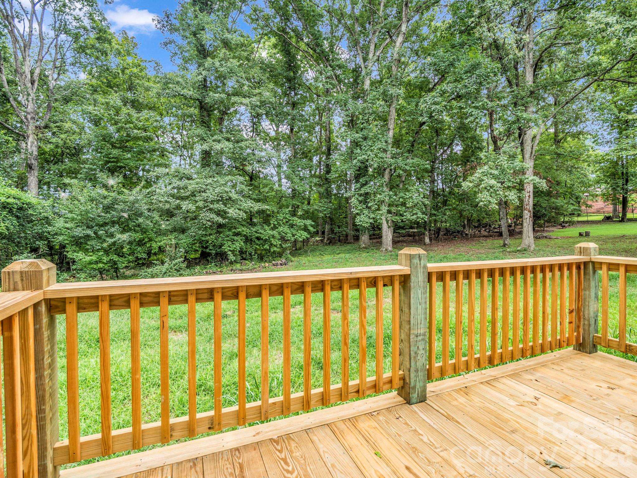 190 Forest Hill DR, Forest City, NC 28043