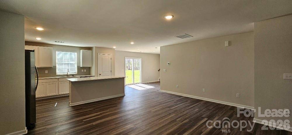 1615 Cannonball LN, Bessemer City, NC 28016