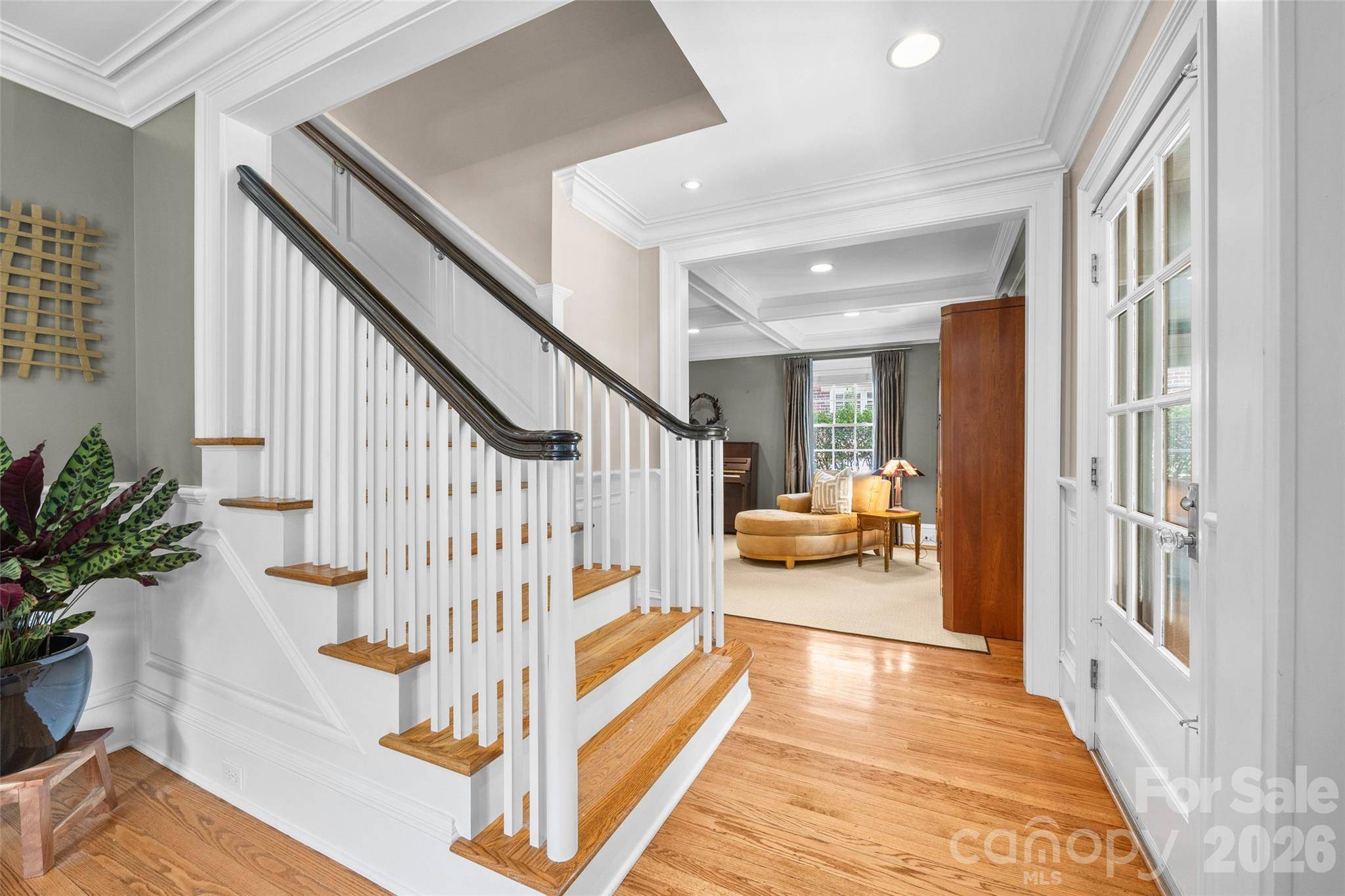 1620 Biltmore DR, Charlotte, NC 28207