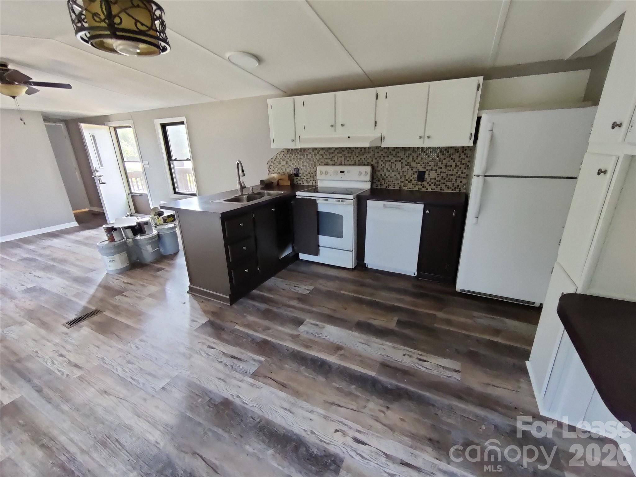 1809 Dallas Stanley HWY, Stanley, NC 28164