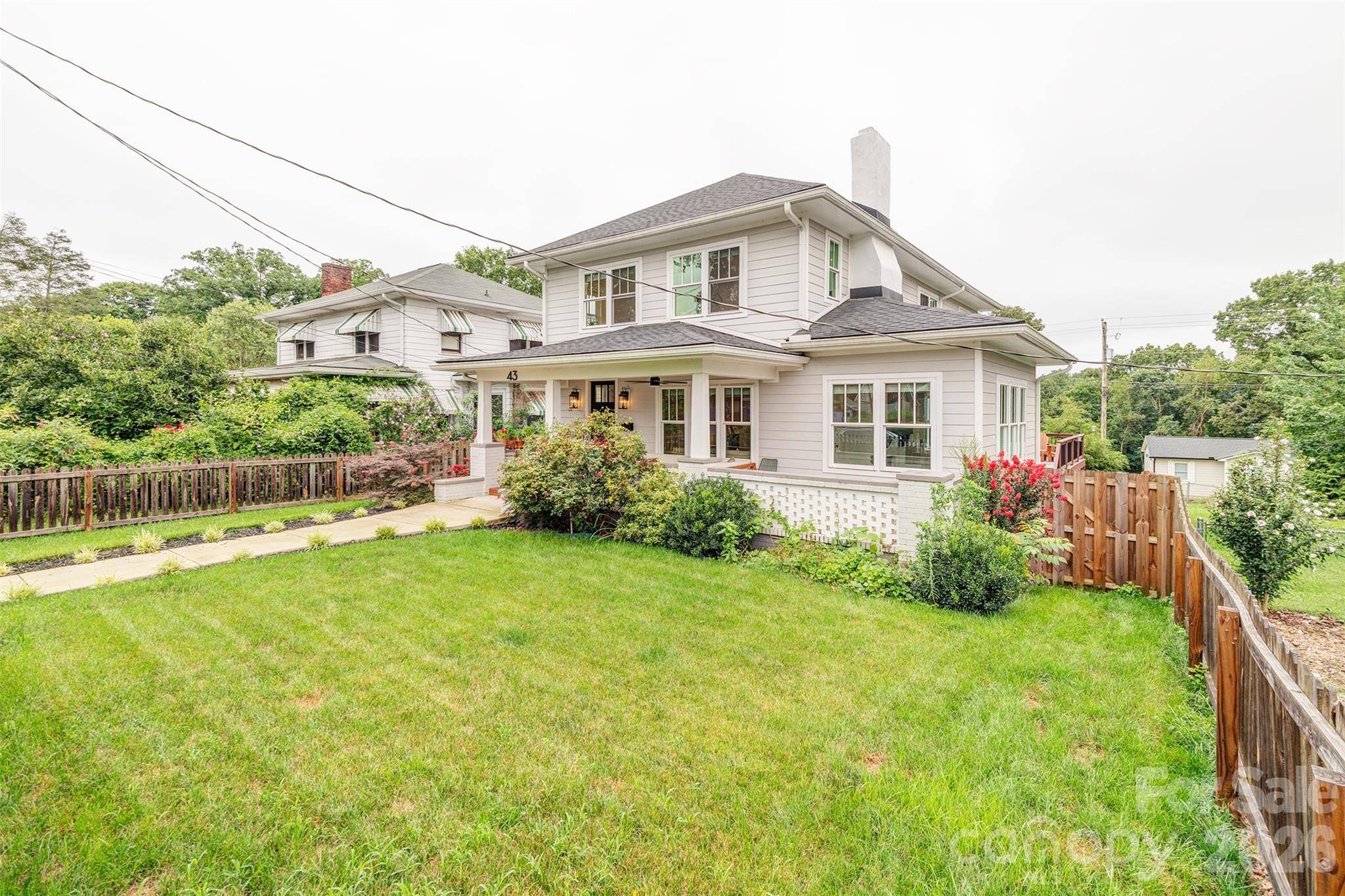 43 Walton ST, Asheville, NC 28801