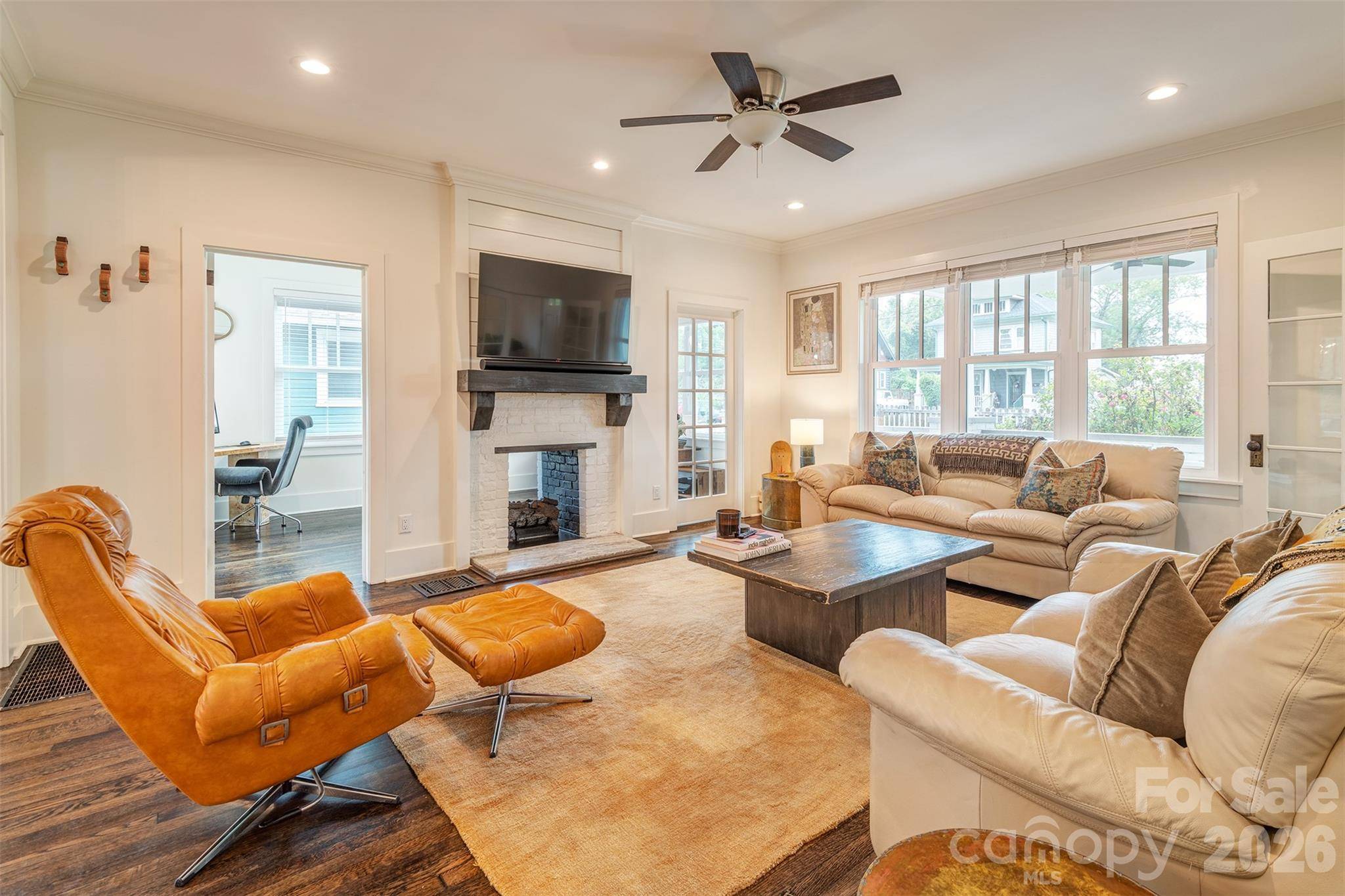 43 Walton ST, Asheville, NC 28801