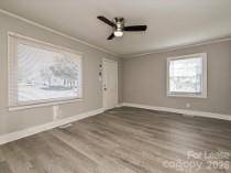 924 Aileen CIR, Pineville, NC 28134