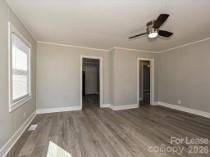 924 Aileen CIR, Pineville, NC 28134