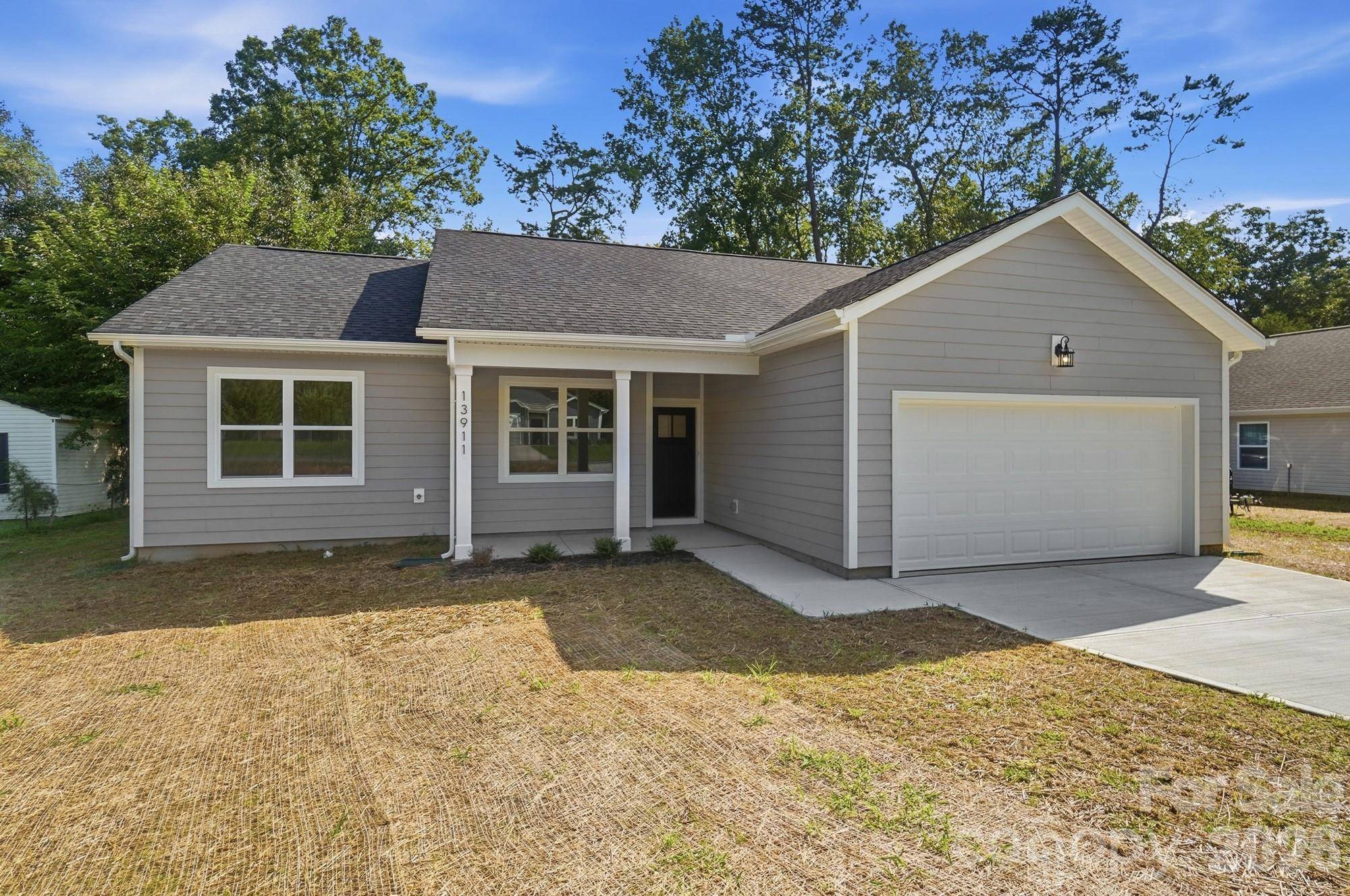 13911 Stillwood PL, Matthews, NC 28105