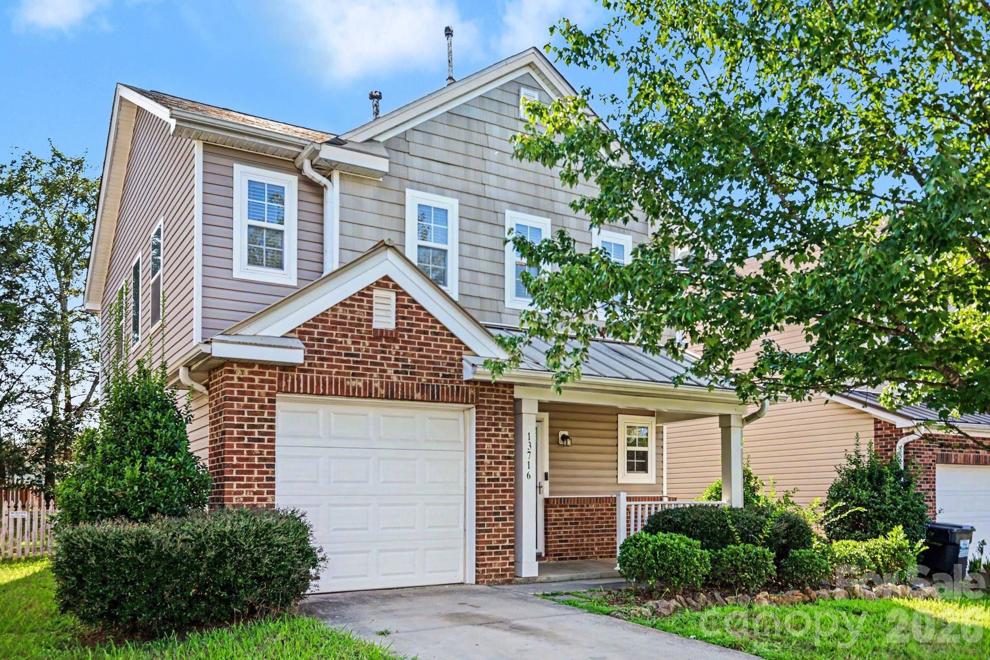 13716 Riding Hill AVE, Charlotte, NC 28213