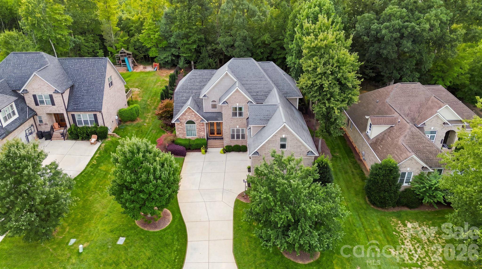 2455 Shiny Leaf DR, Denver, NC 28037