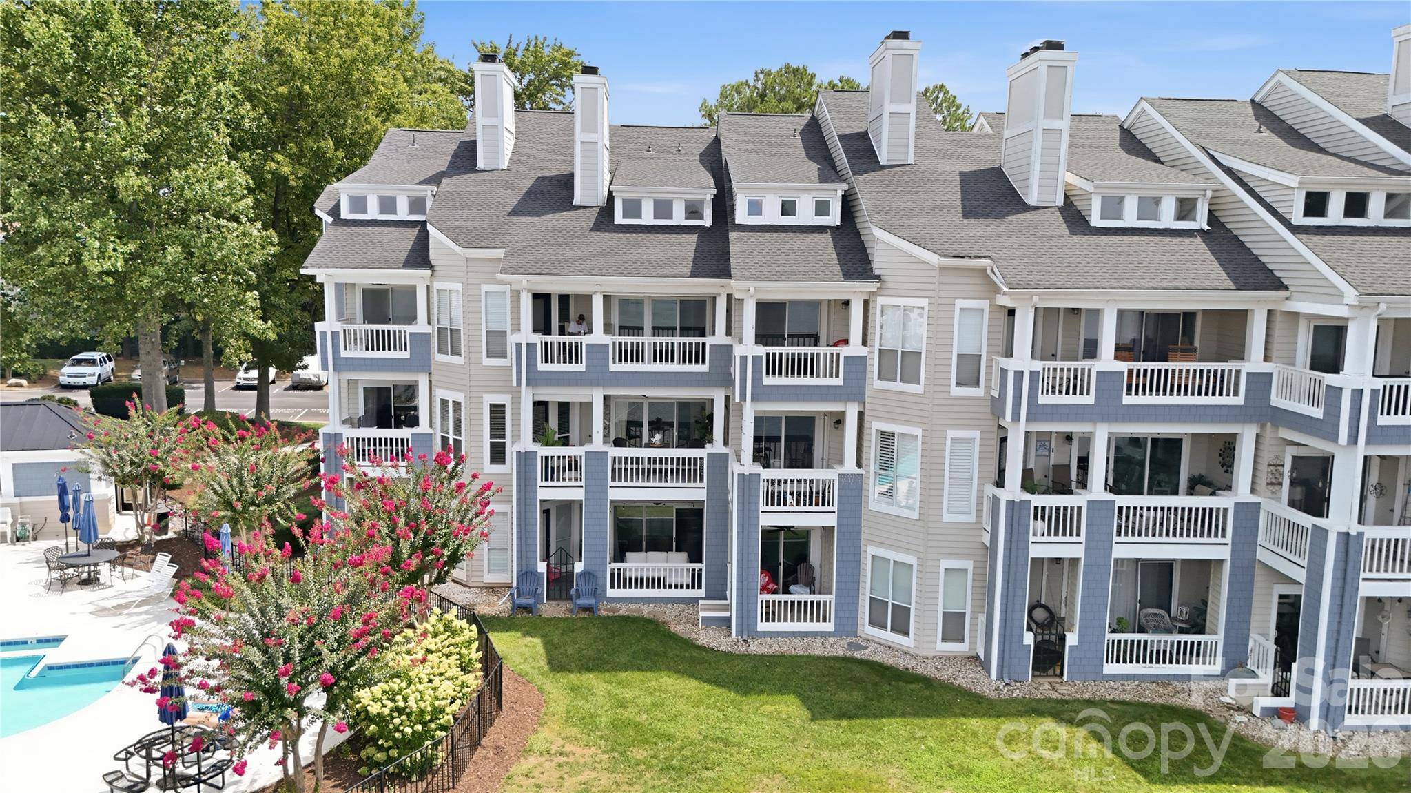 932 Southwest DR, Davidson, NC 28036