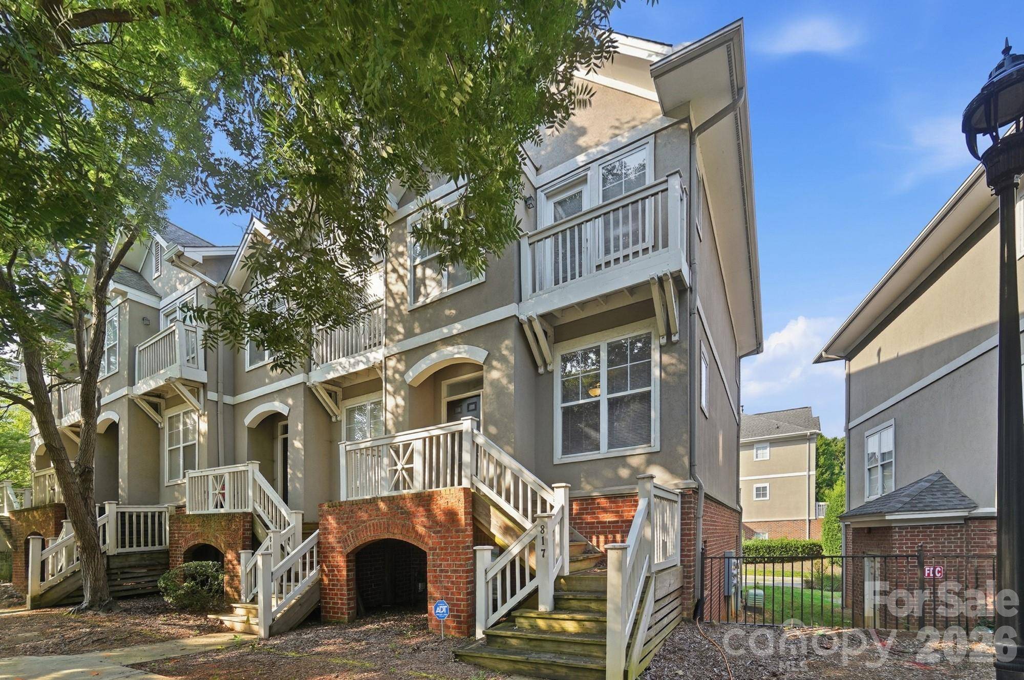 817 W 4th ST, Charlotte, NC 28202