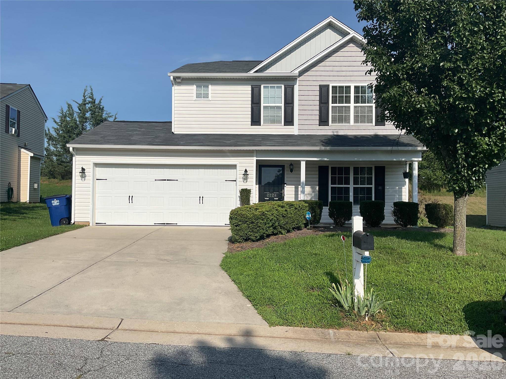 2224 Waverly Dell DR, Winston Salem, NC 27127