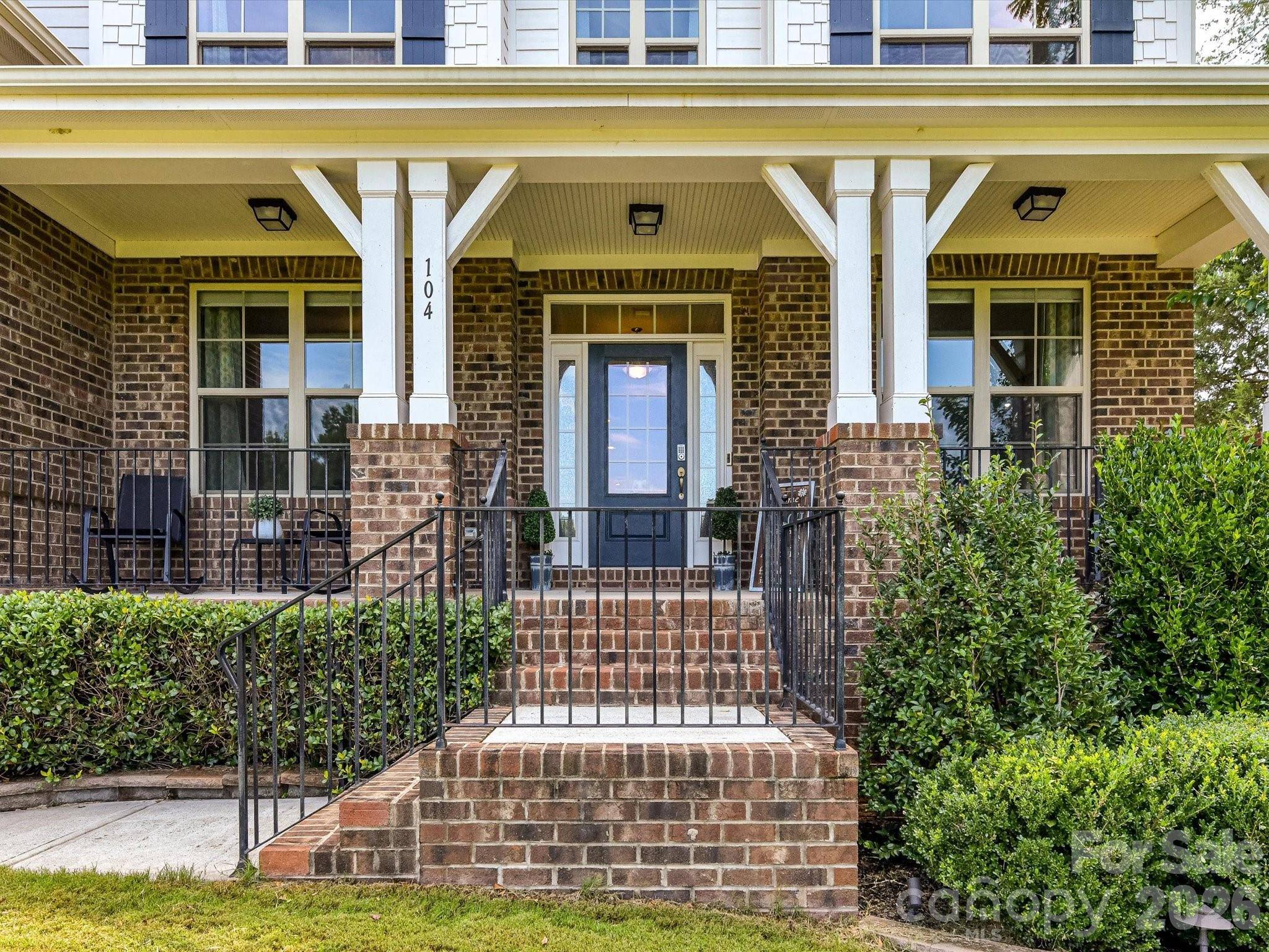 104 Sweet Grass LN, Mooresville, NC 28115