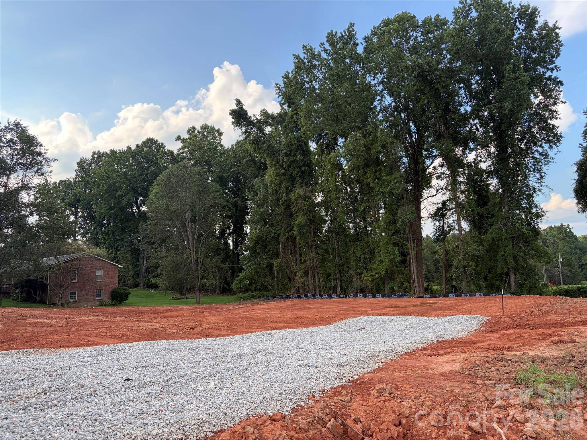 183 Bevis LN, Statesville, NC 28677