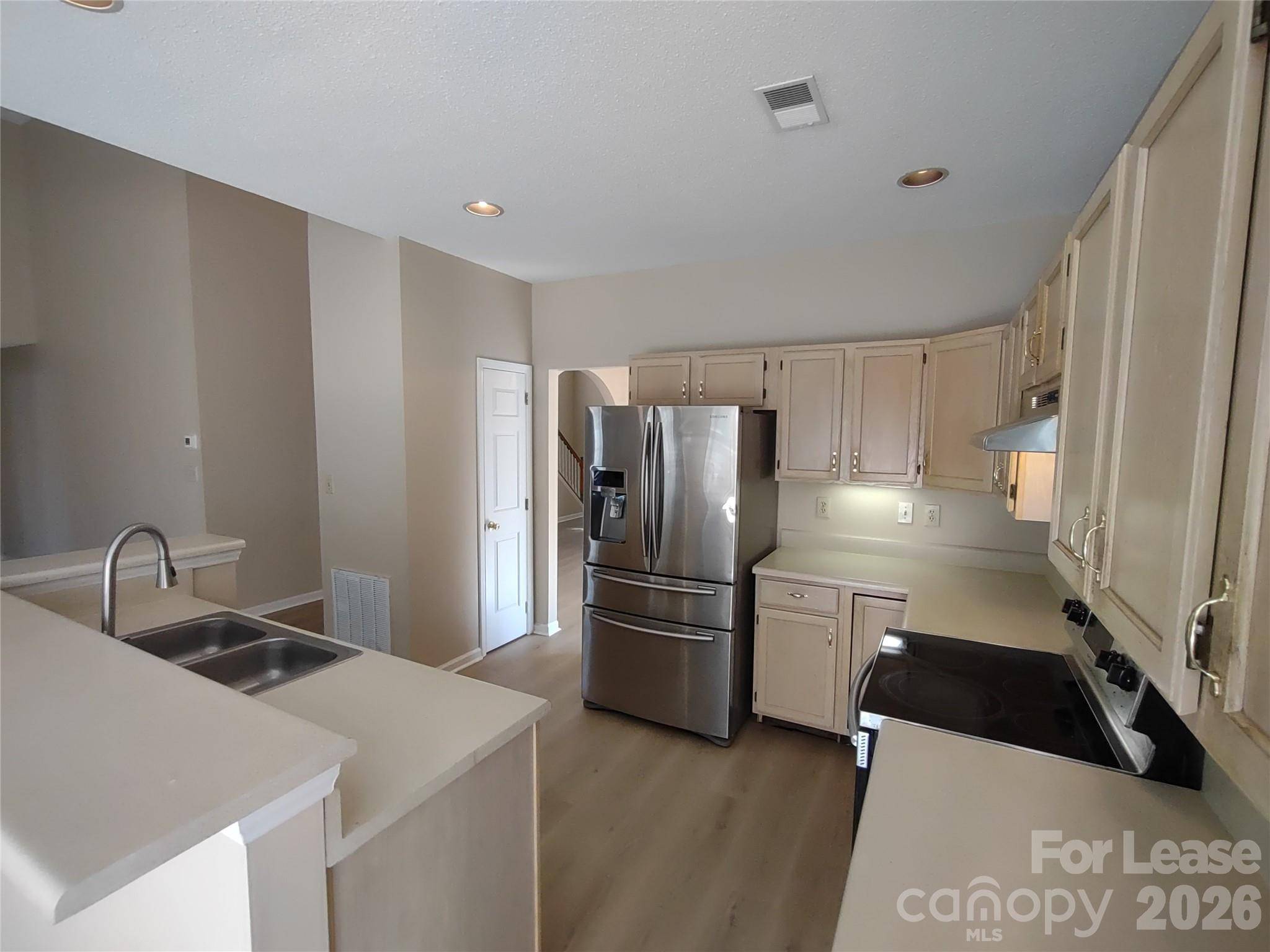 1111 Land Grant RD, Charlotte, NC 28217