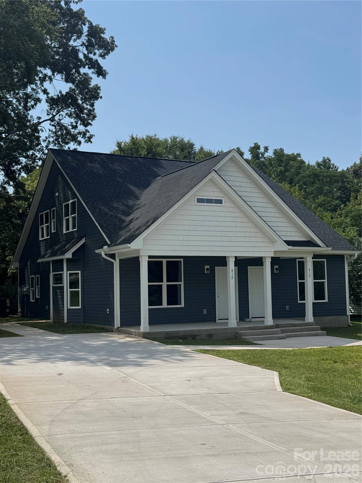 810/812 E Lincoln ST, Lincolnton, NC 28092