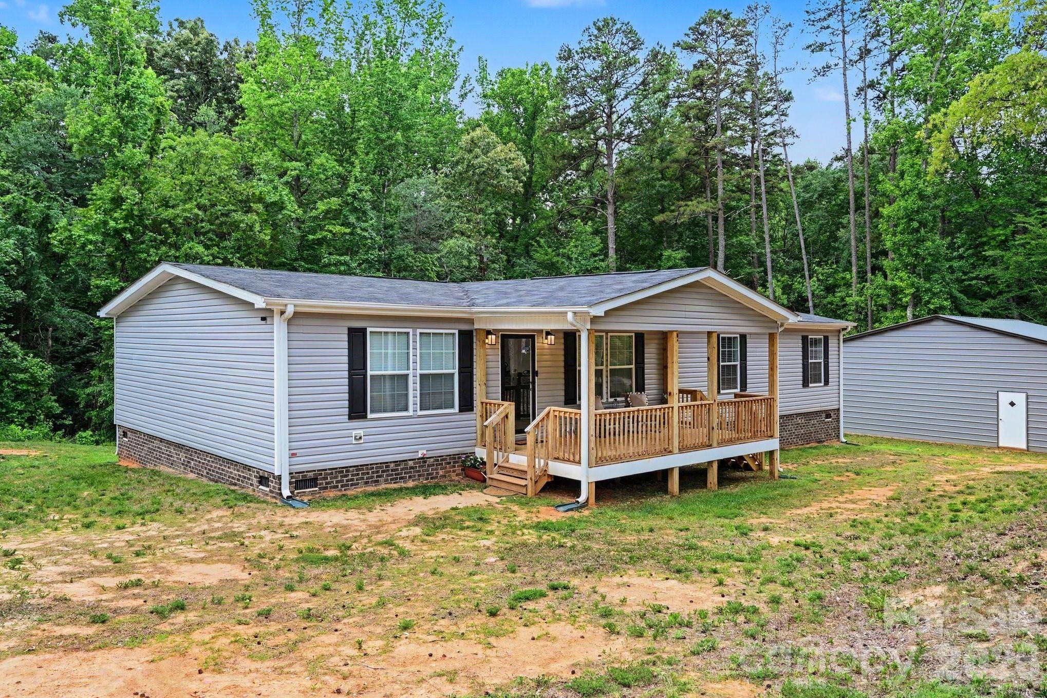 135 Elliot DR, Salisbury, NC 28147