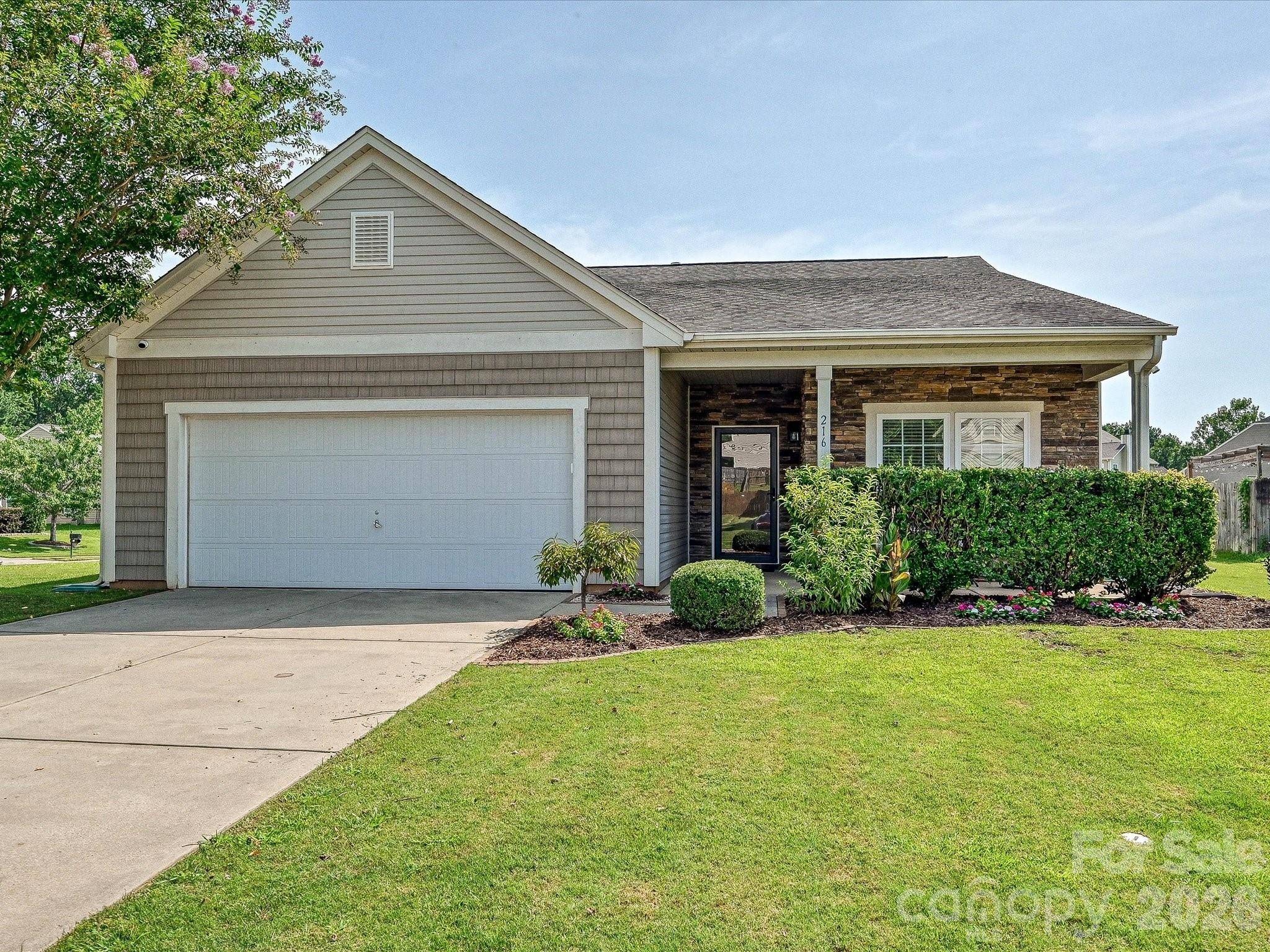 216 Austin Field CT, Mount Holly, NC 28120