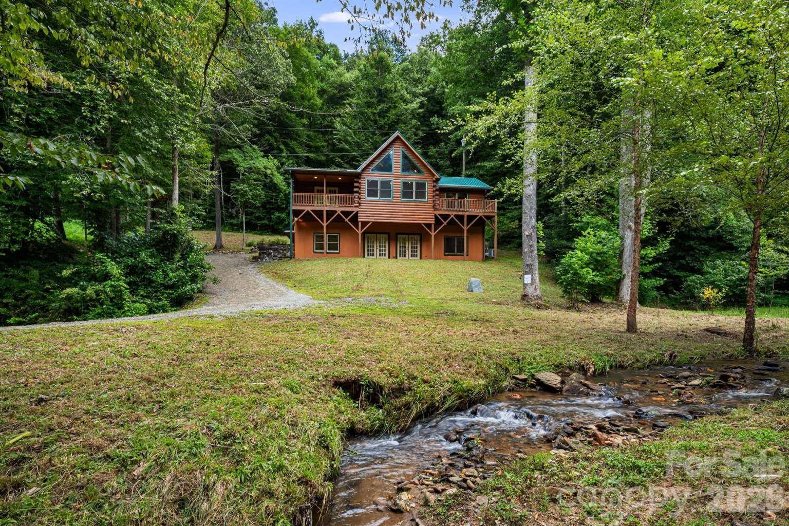 382 Paint Fork RD, Barnardsville, NC 28709