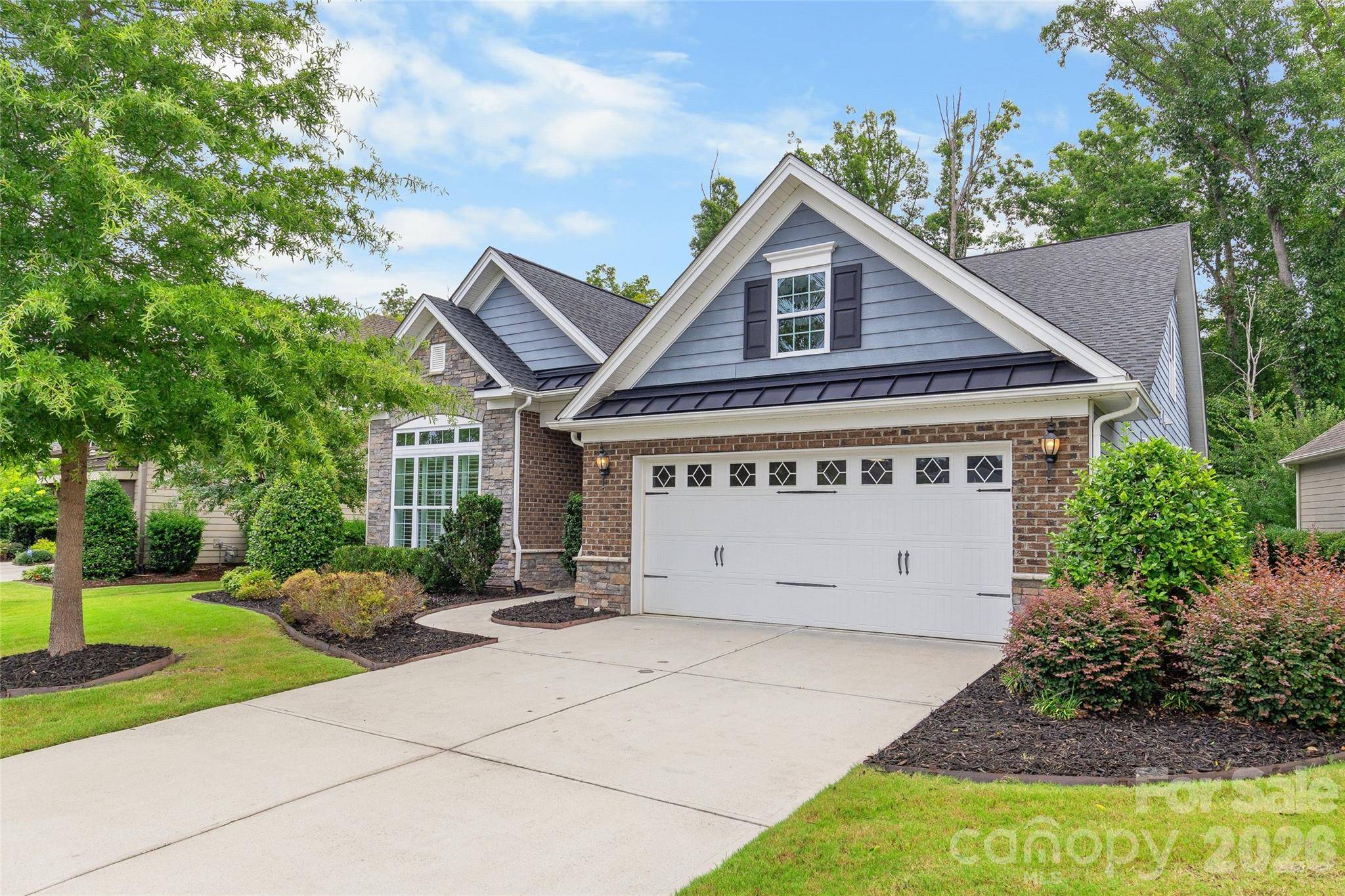 17232 Coves Edge LN, Charlotte, NC 28278