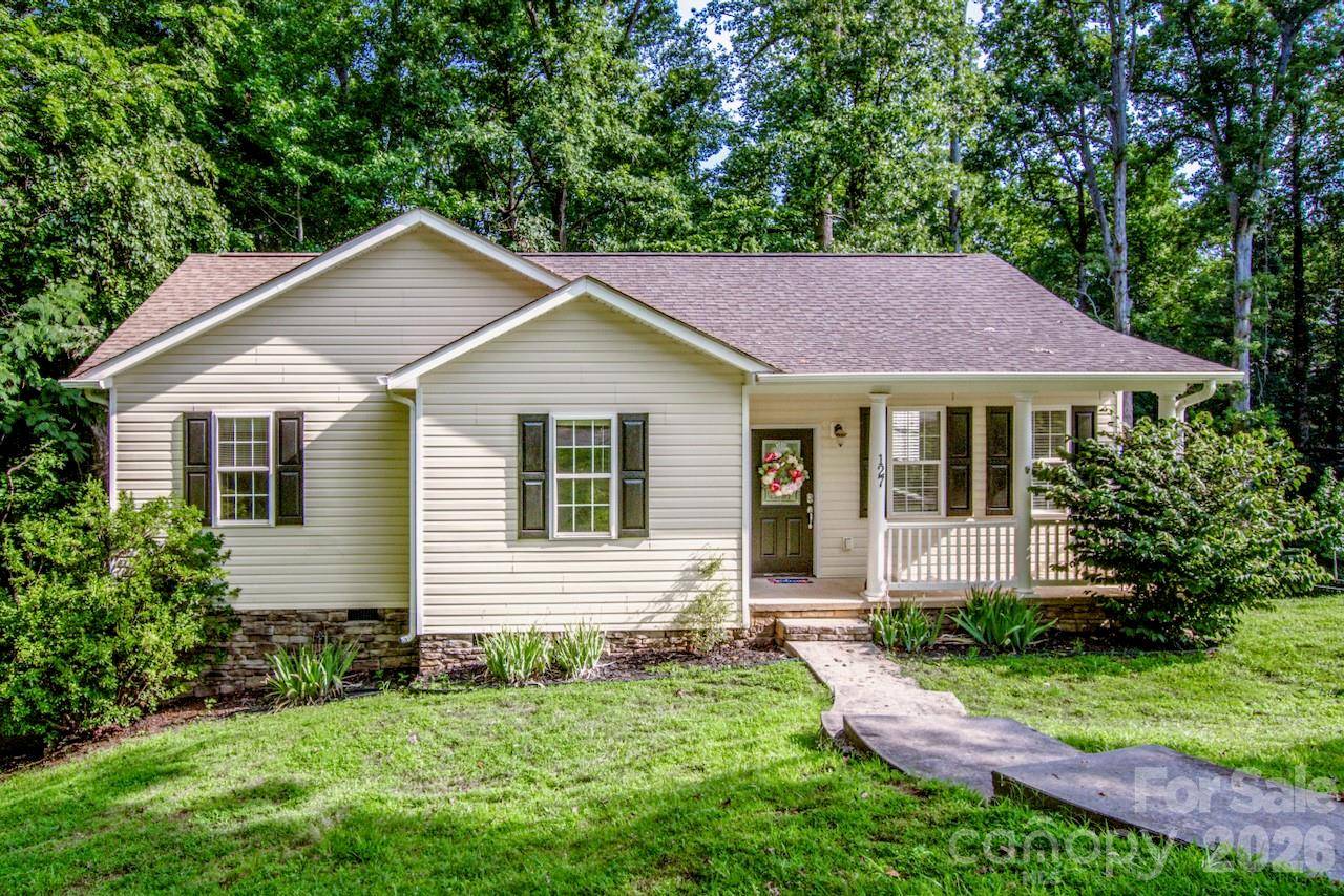 127 Wood Acre DR, Mooresville, NC 28115