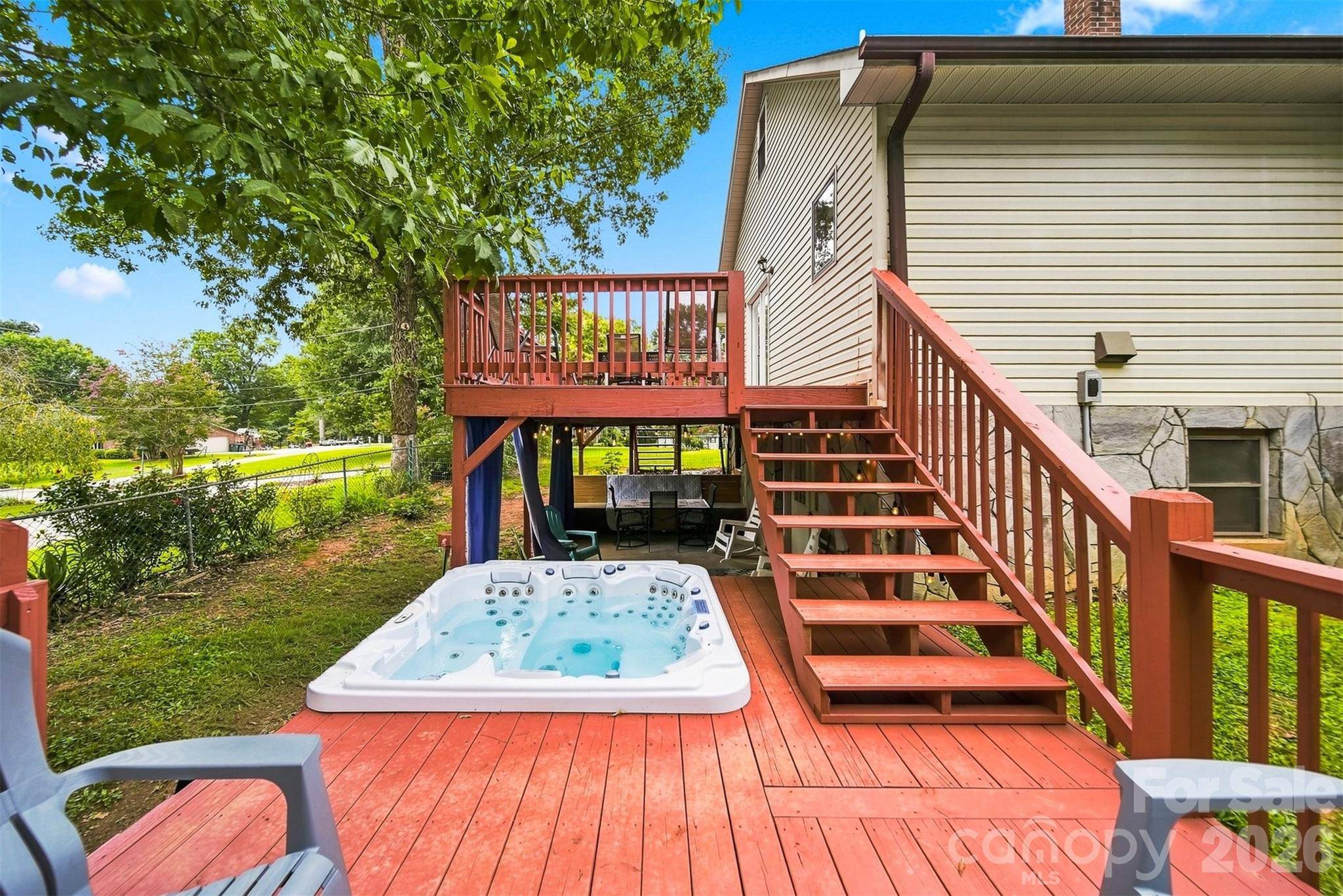 512 Garrou AVE SE, Valdese, NC 28690
