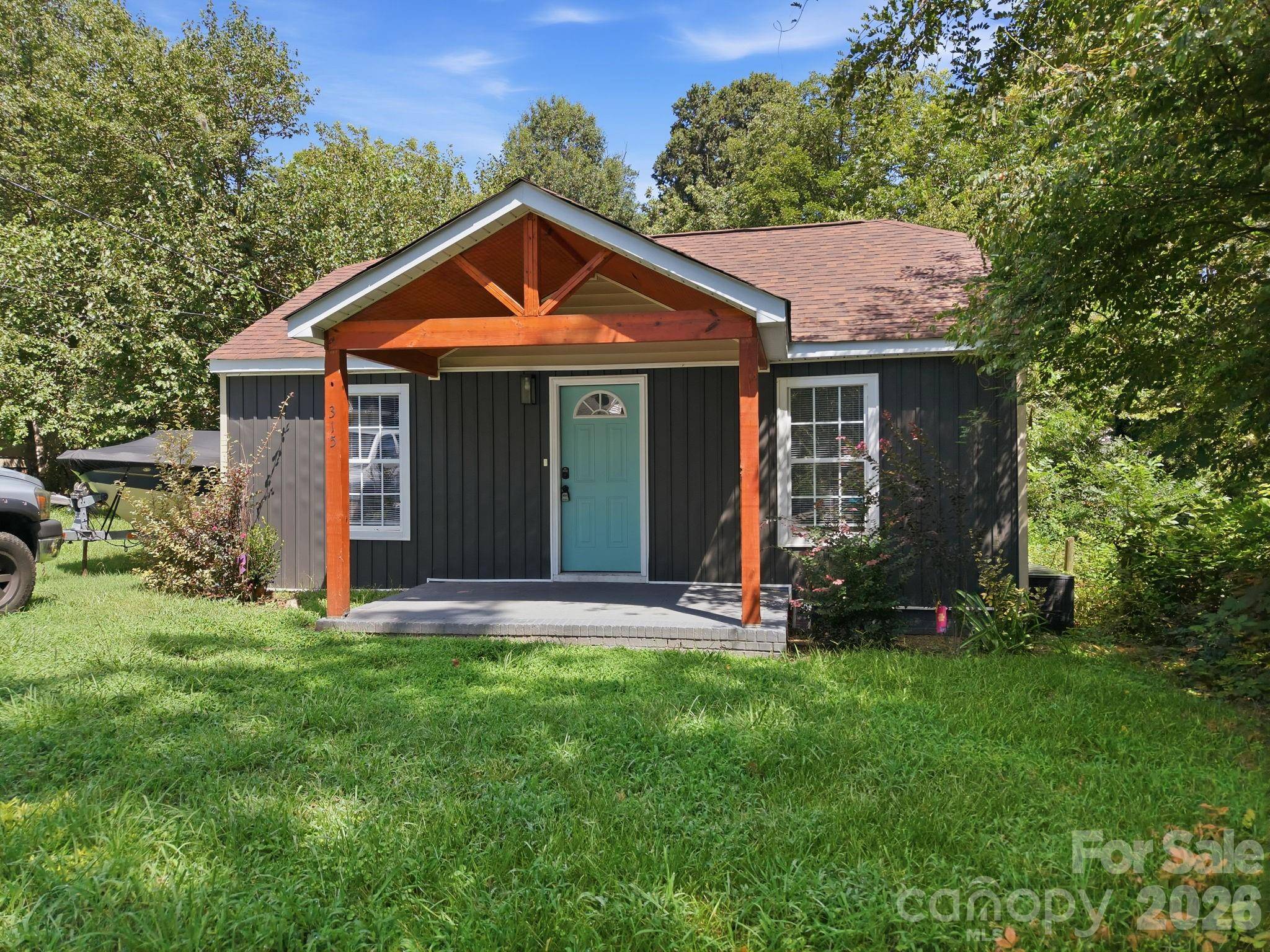 315 Pineview ST, Kannapolis, NC 28083