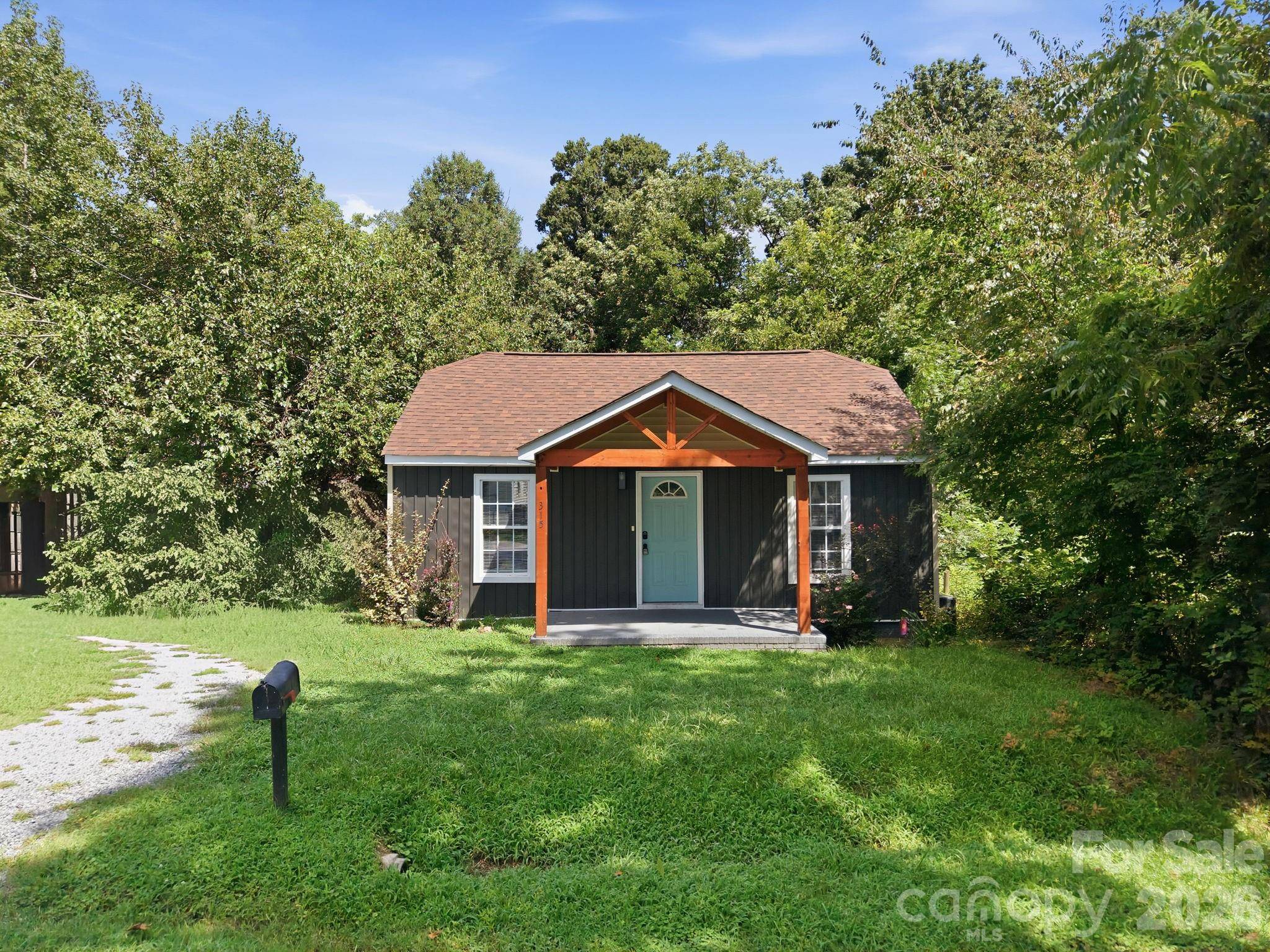 315 Pineview ST, Kannapolis, NC 28083