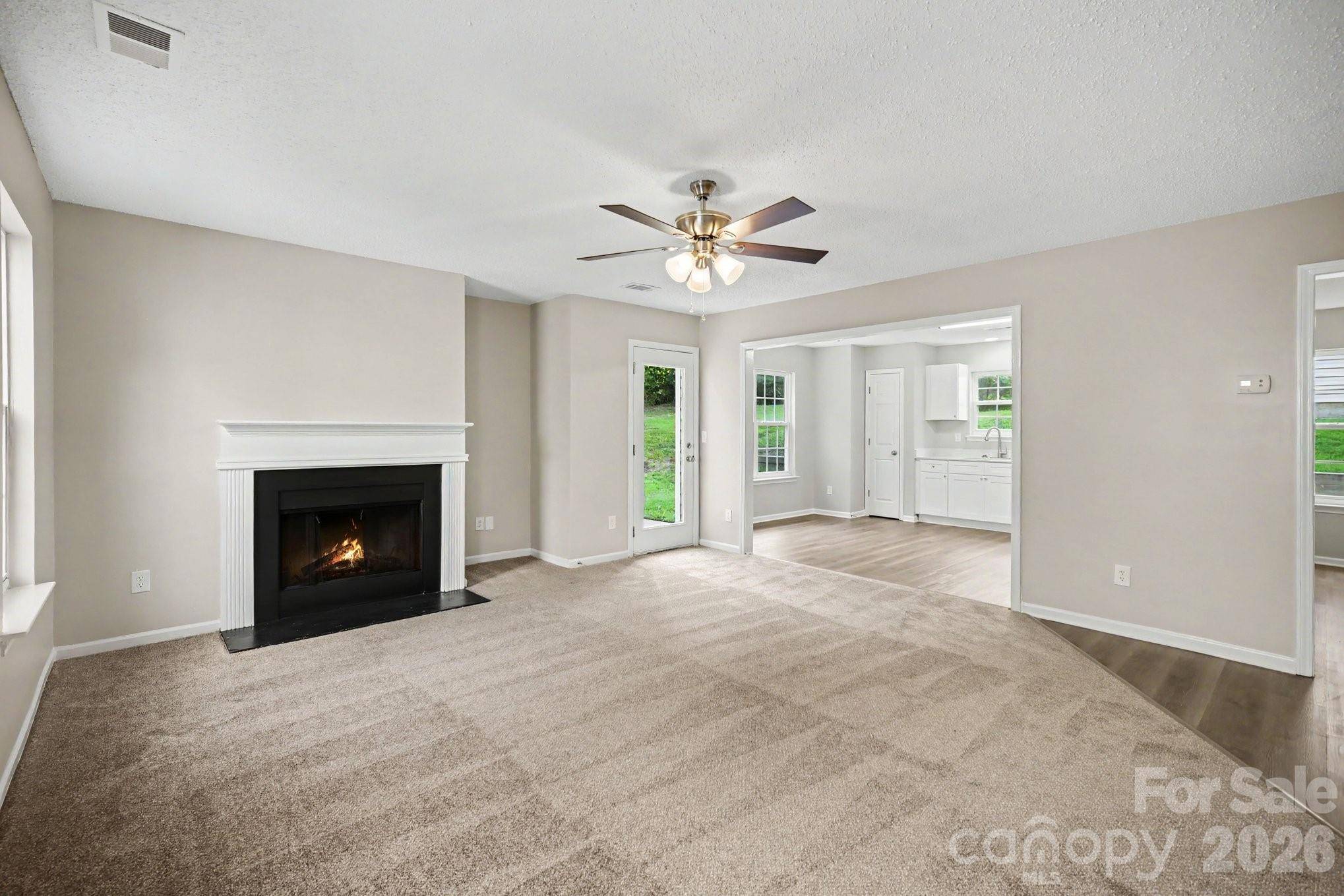 10220 Seedling LN, Charlotte, NC 28214