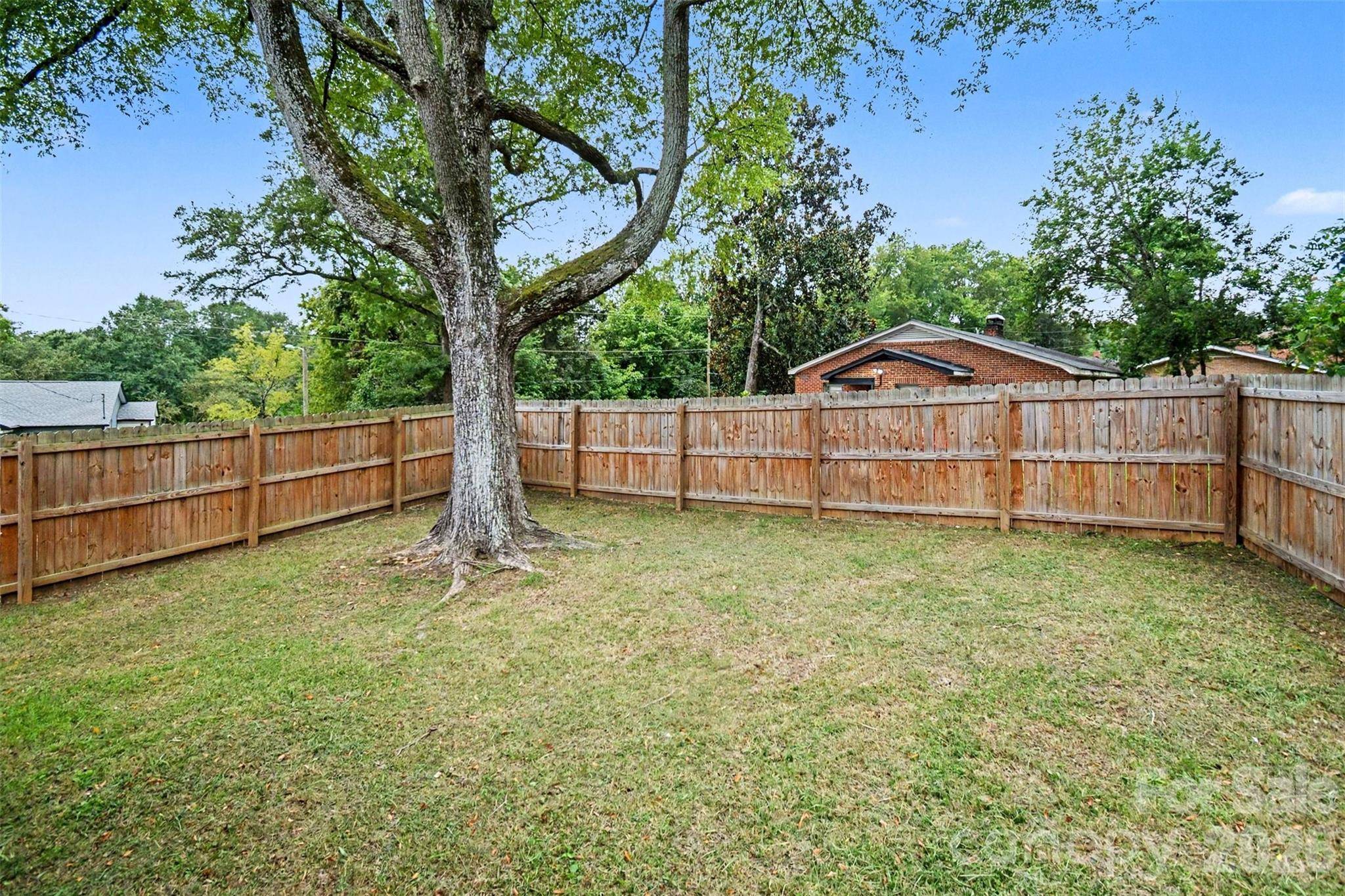 405 Killian AVE, Mount Holly, NC 28120