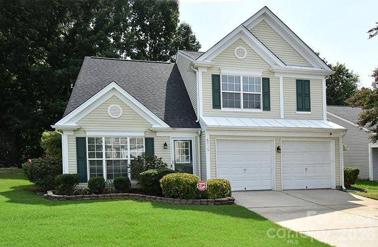 8715 Challenger DR, Charlotte, NC 28213