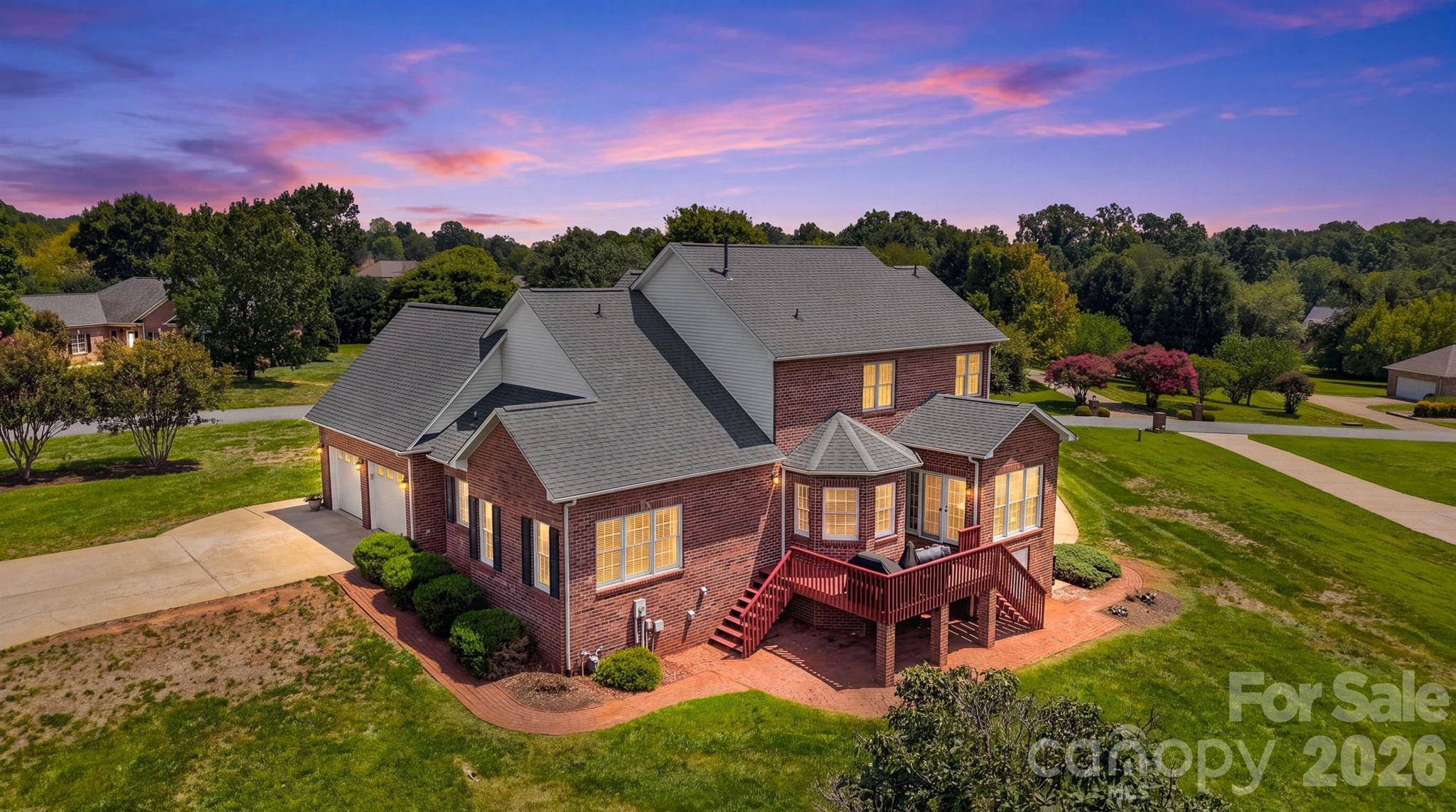 1338 Willow Creek DR, Newton, NC 28658