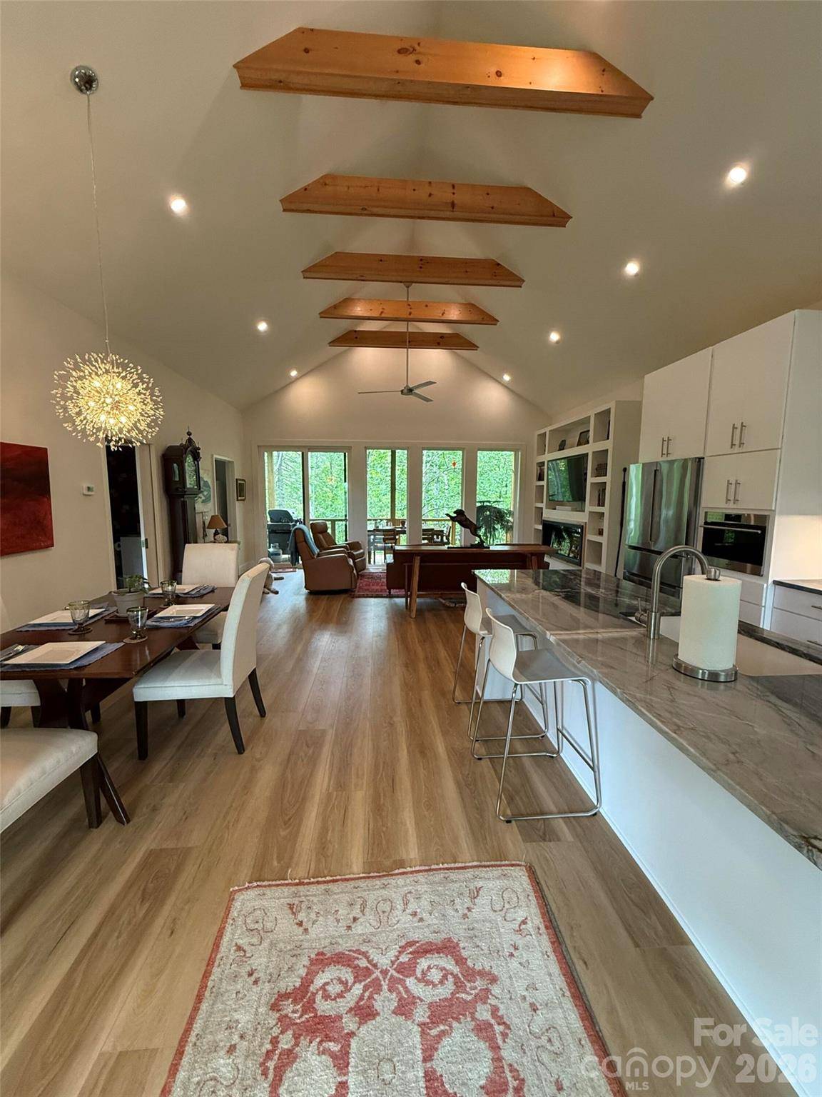 30 Sandys Home PL, Mars Hill, NC 28754