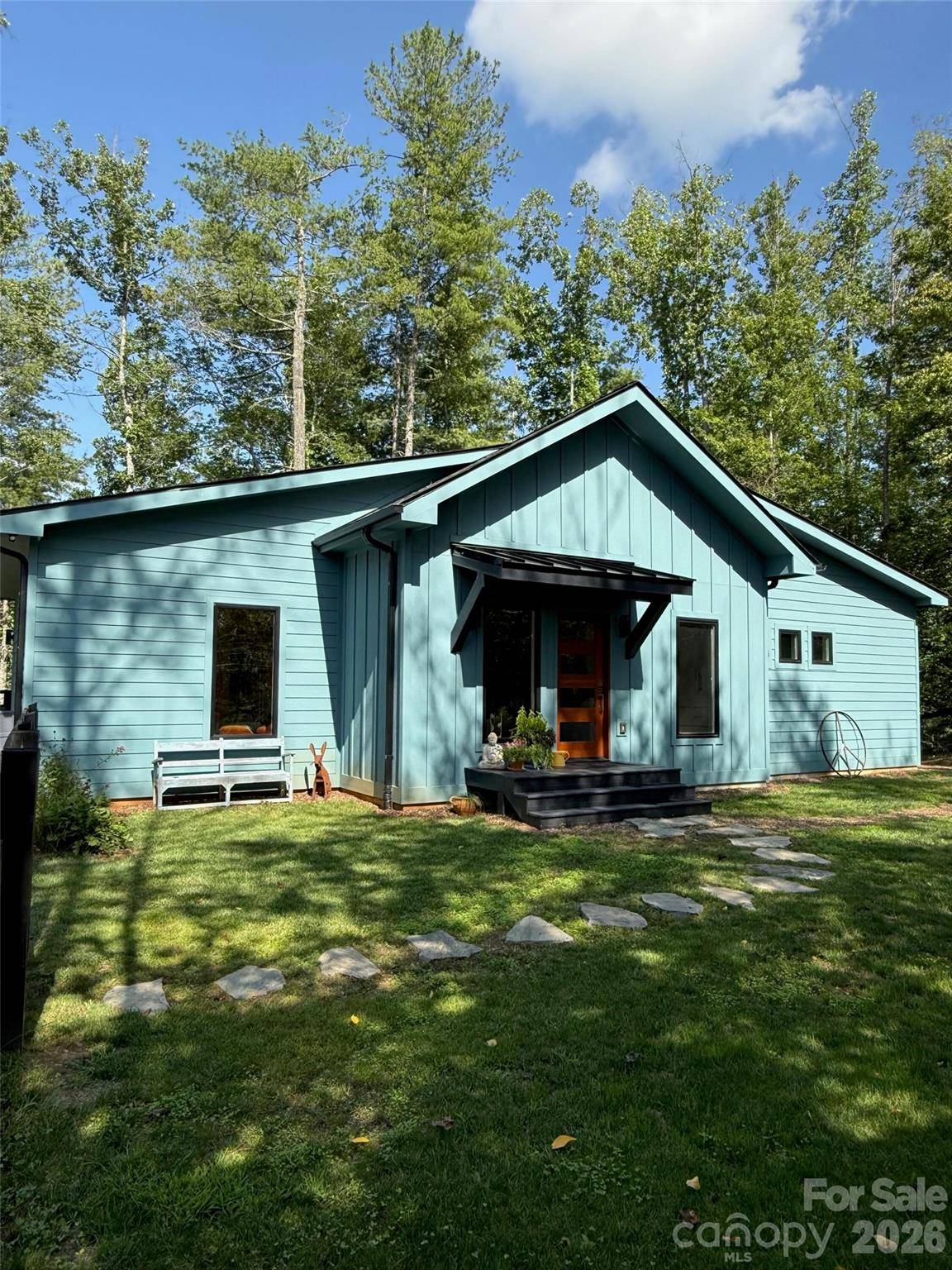 30 Sandys Home PL, Mars Hill, NC 28754