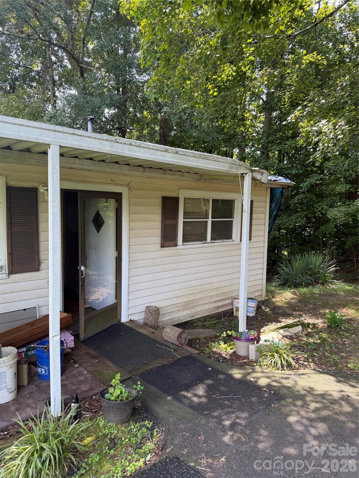 1150 Hardin RD, Dallas, NC 28034