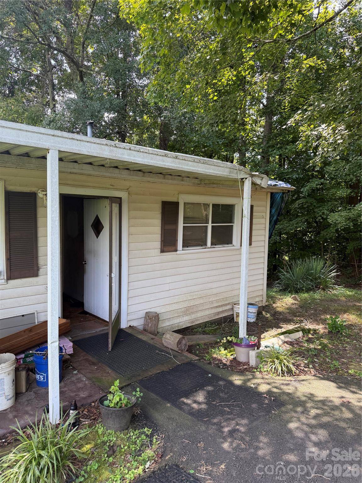 1150 Hardin RD, Dallas, NC 28034