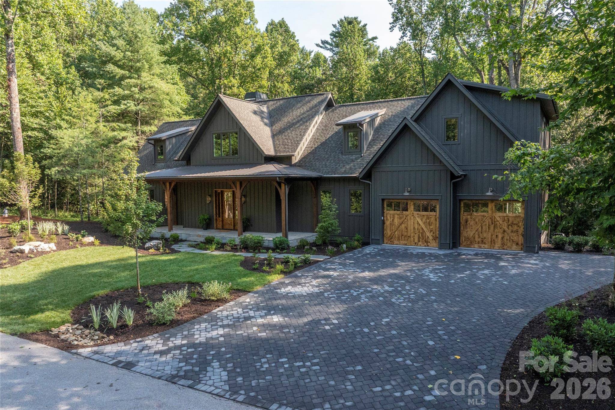 55 Settlers CV, Brevard, NC 28712
