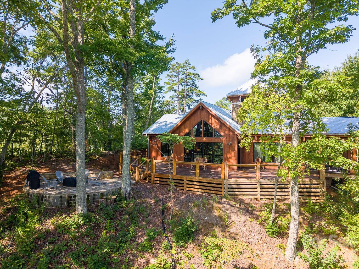 444 Look Out PT, Bryson City, NC 28713