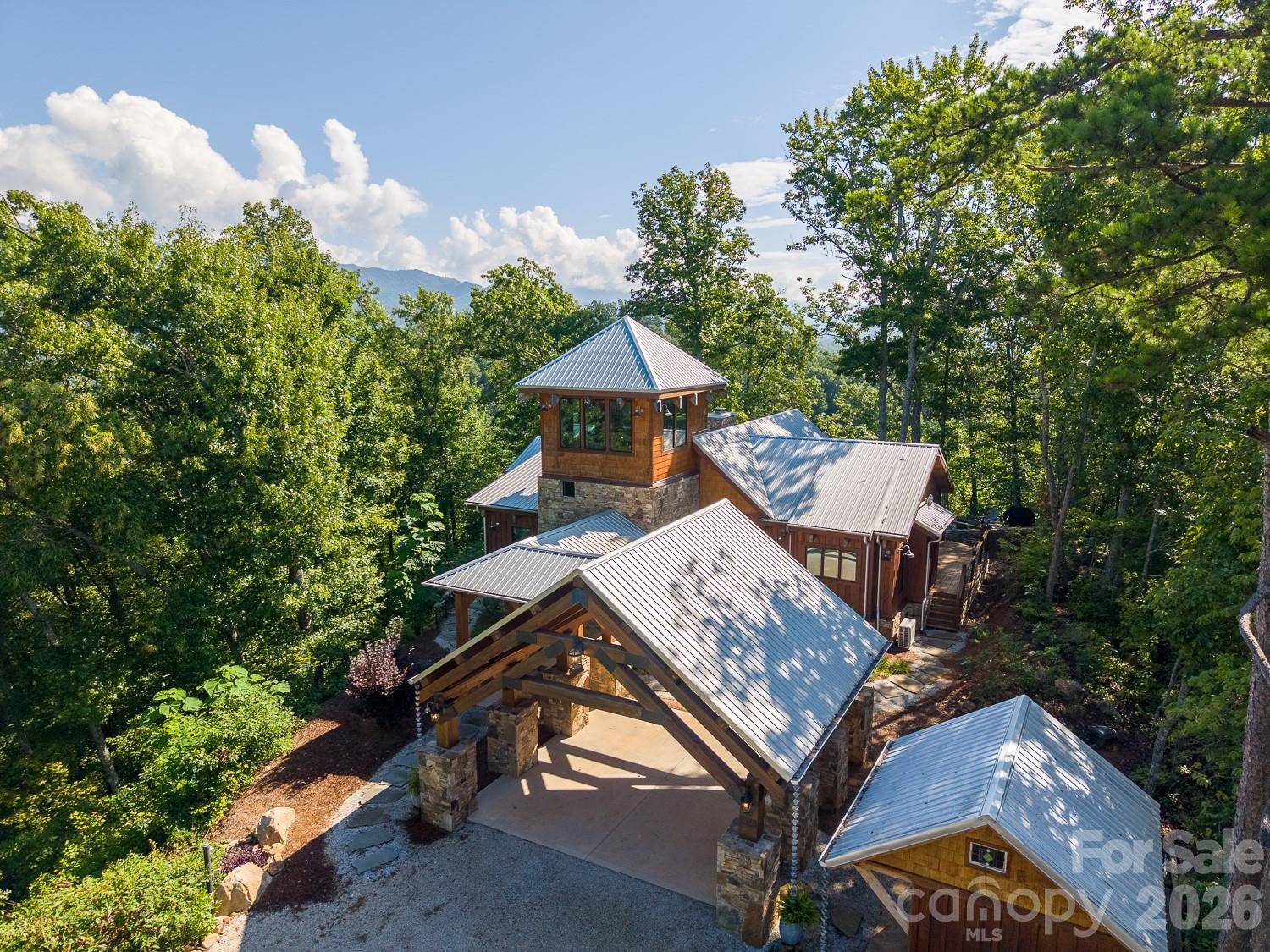 444 Look Out PT, Bryson City, NC 28713